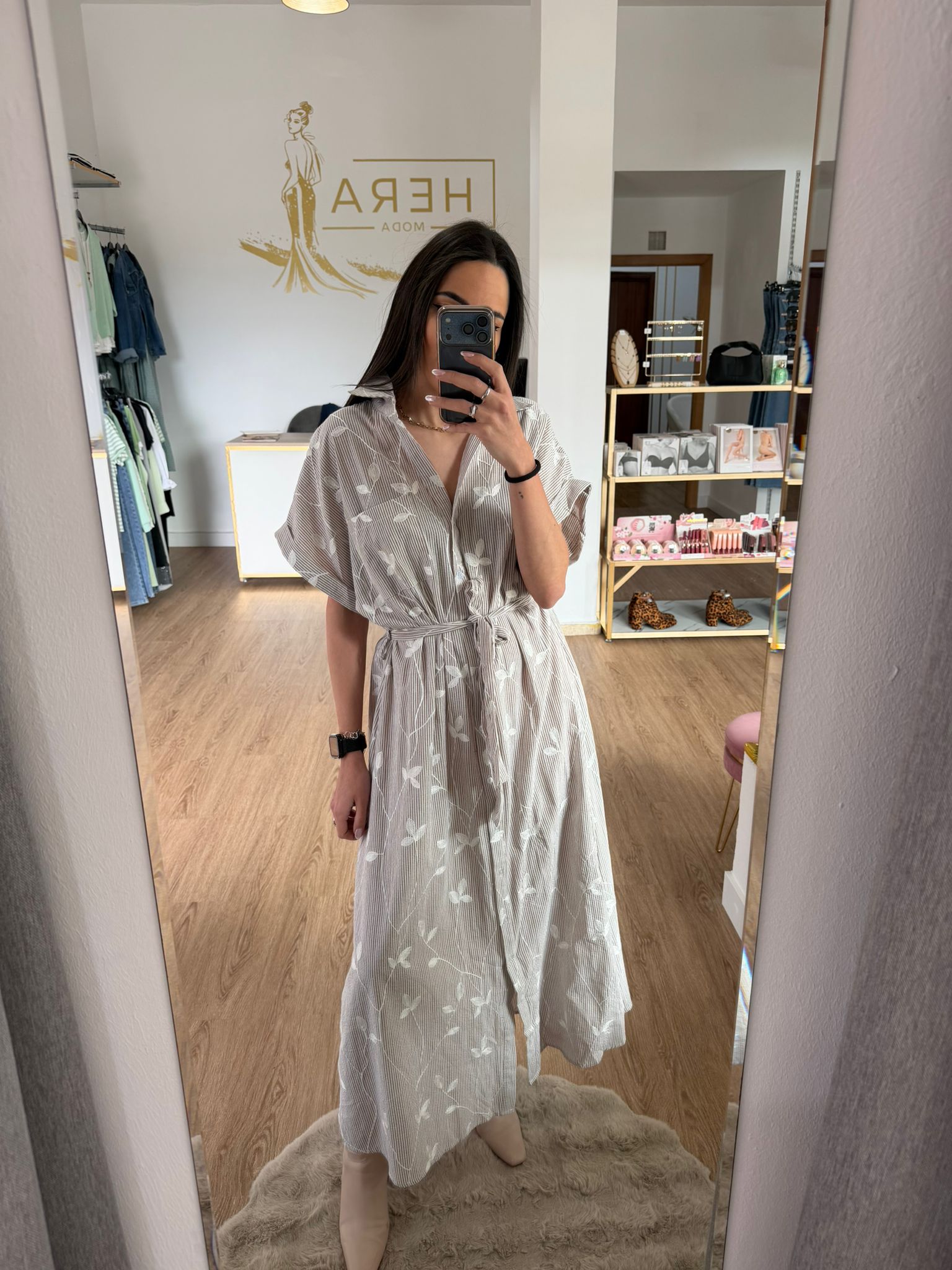 Vestido camisero Midi de Rayas con estampado de hojas y cinturón