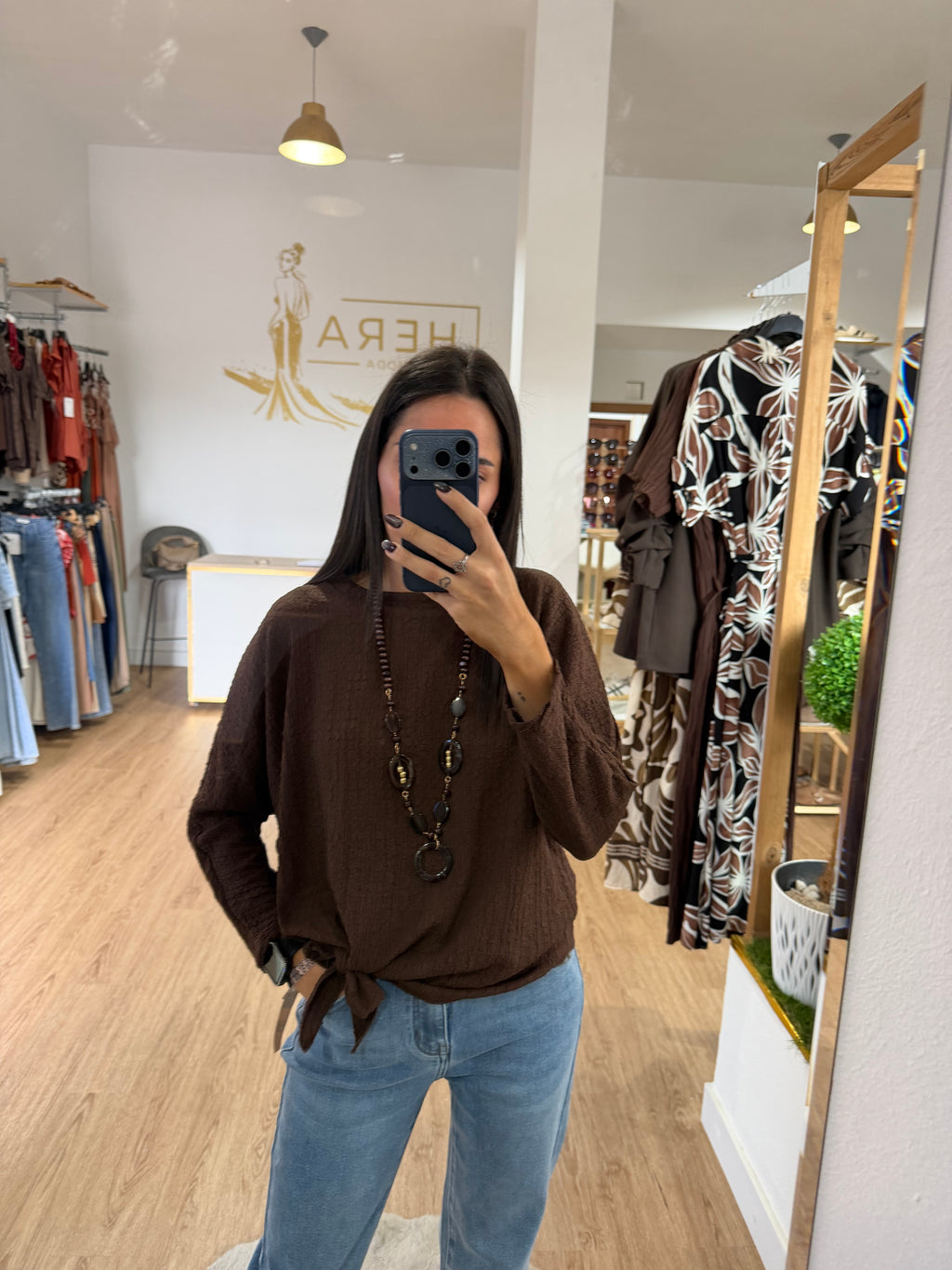 Blusa tejido rugoso con nudo en el bajo / Top manga murciélago