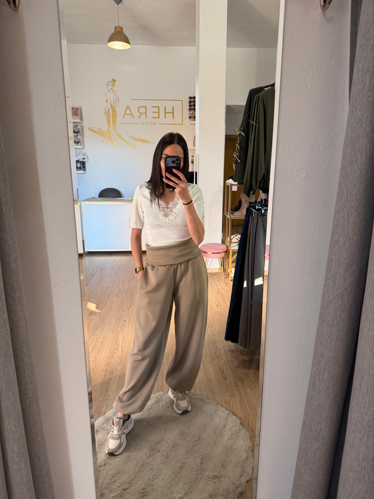 Pantalón Jogger Cintura Vuelta y Cordón Ajustable