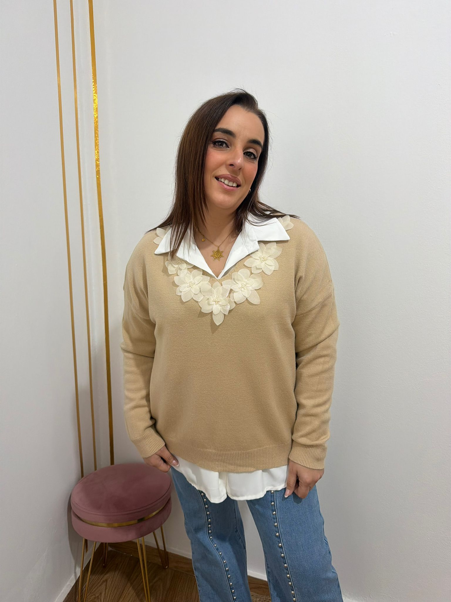 Jersey de Punto Cuello en Pico con Flores  – Estilo Romántico