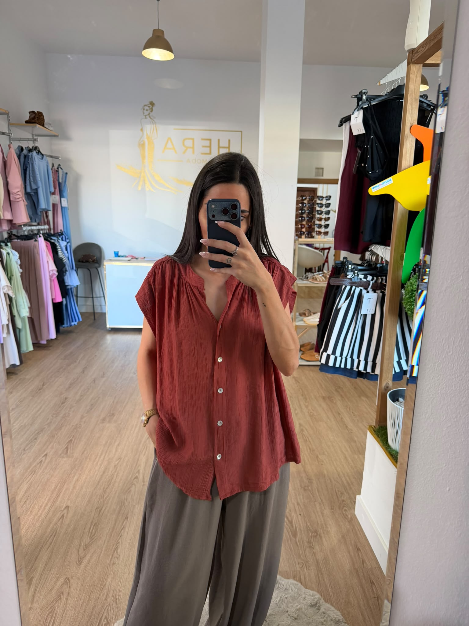 Blusa Fluida Efecto Arrugado Con Cuello Mao / Camisa Oversize Manga Corta Caída