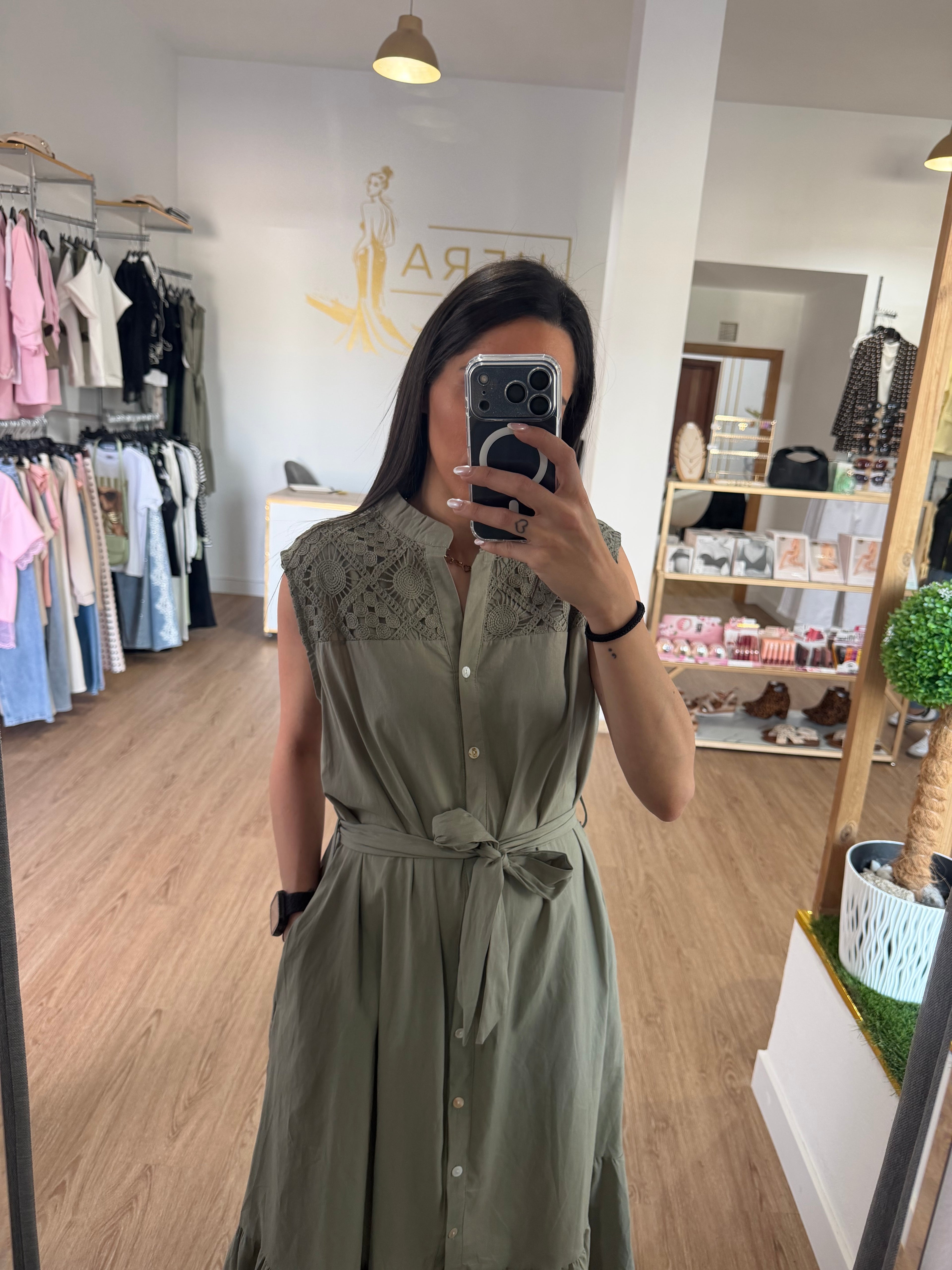 Vestido Camisero Midi sin Mangas con detalles en Encaje Calado - 3 colores