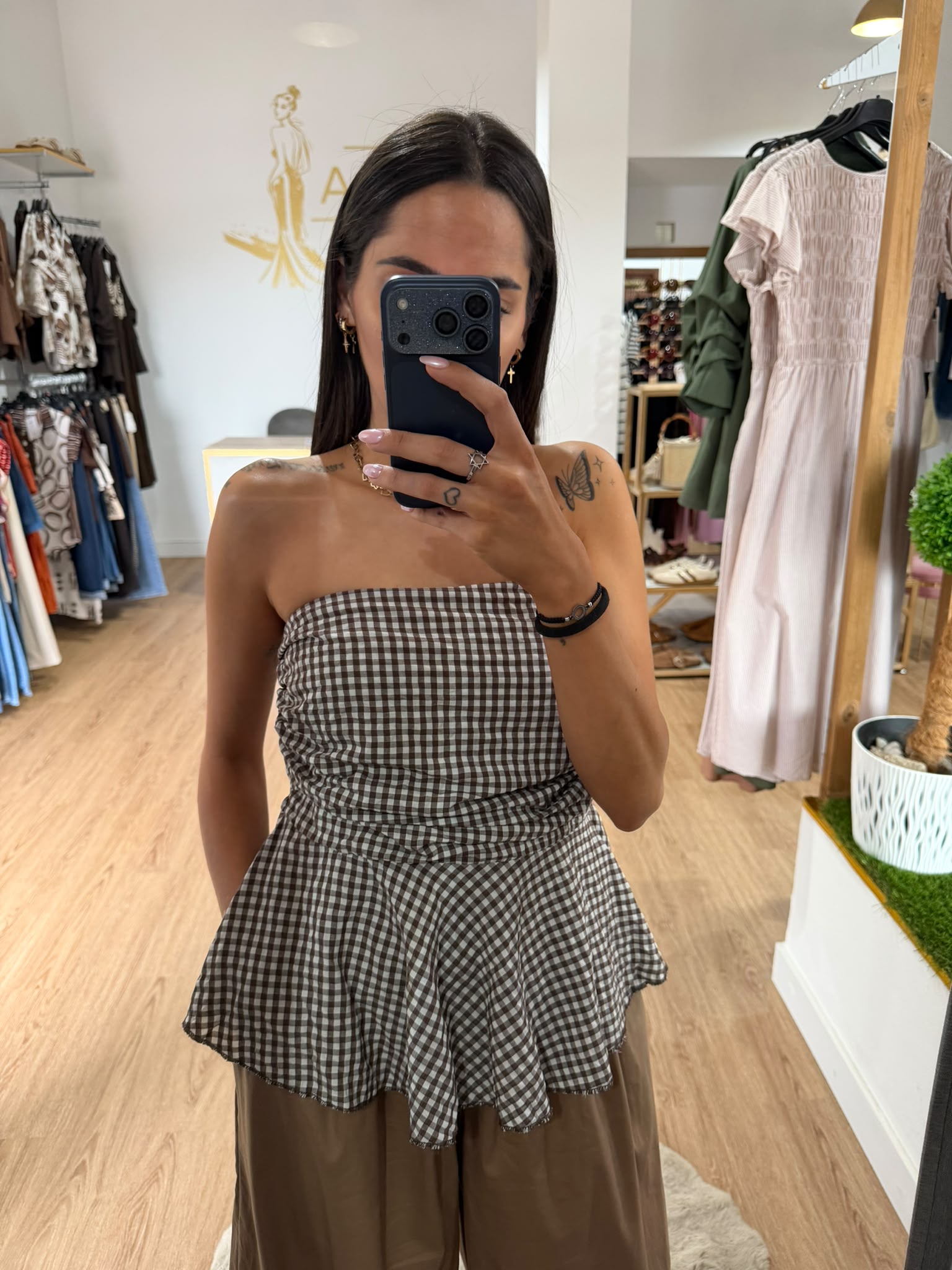 Top palabra de honor cuadros vichy con fruncido peplum / Corset palabra de honor