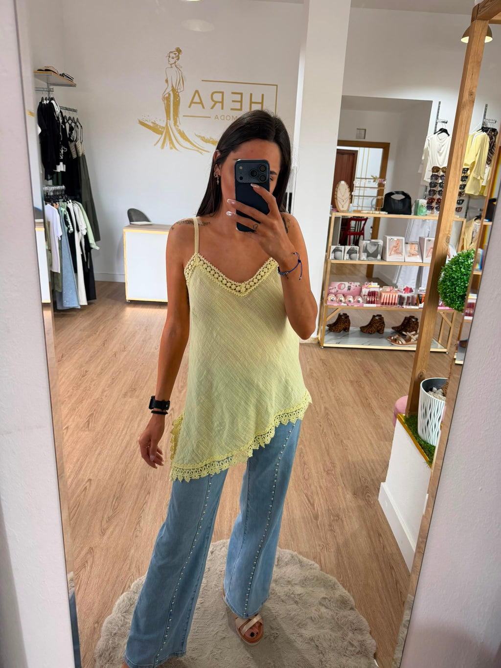 Top Tirantes Asimétrico con Encaje - Blusa Fluida Textura Guipur Mujer