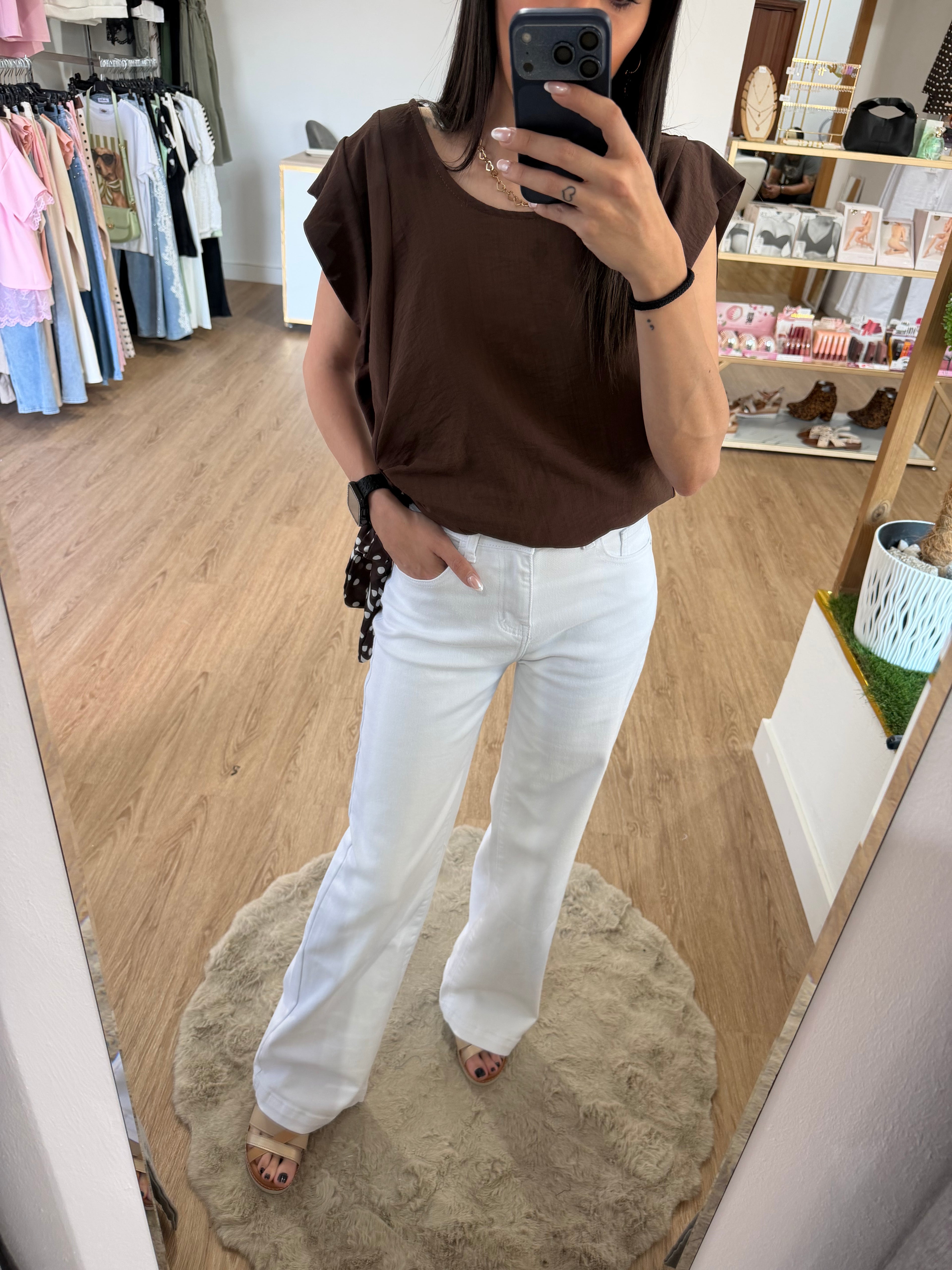 Pantalones Vaqueros Blancos de Pierna Ancha y Tiro Alto / Jeans culotte