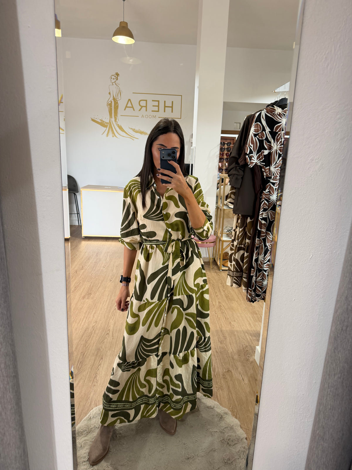 Vestido camisero largo boho con estampado de hojas / vestido fluido