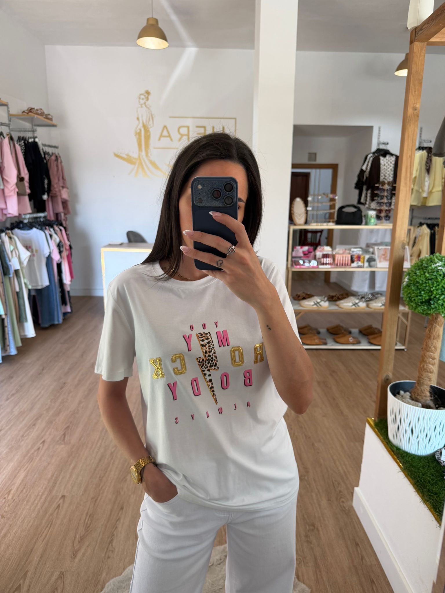 Camiseta Básica Blanca con Mensaje Rock Always / Camiseta Algodón detalles Metalizados