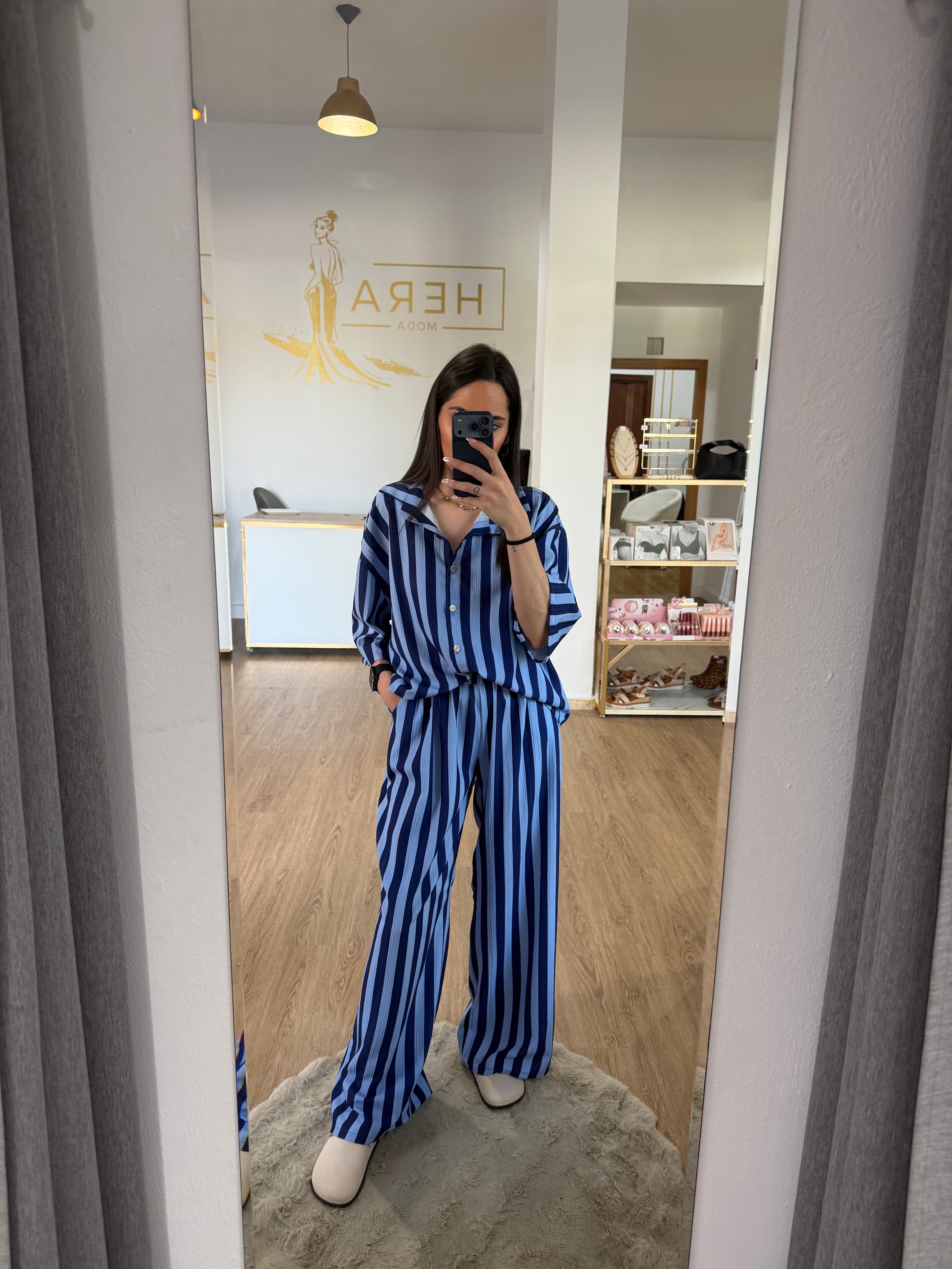 Conjunto Dos Piezas Estilo Pijamero de Camisa y Pantalón a Rayas - 2 colores