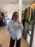 Camisa Clásica a Rayas Verticales con Manga Regulable