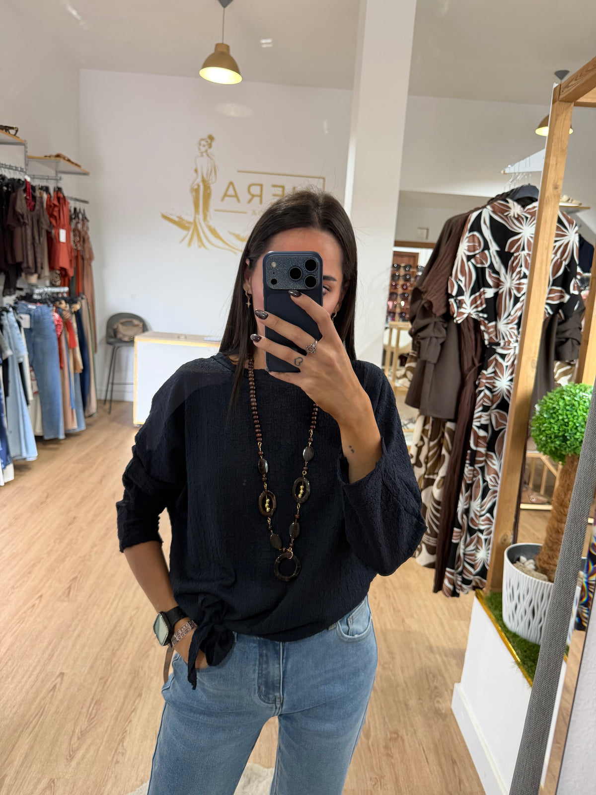 Blusa tejido rugoso con nudo en el bajo / Top manga murciélago