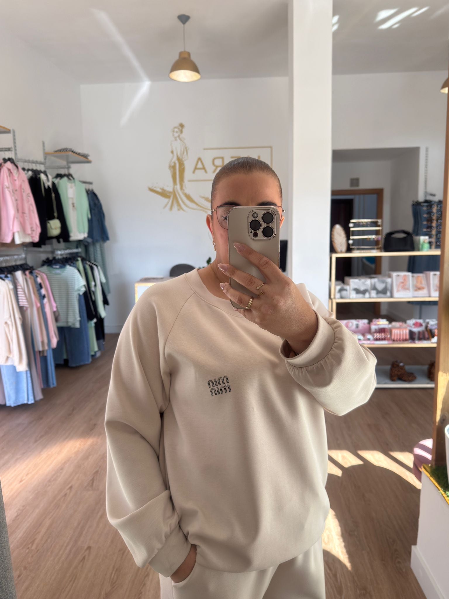 Conjunto  de Chándal Monocromático - Sudadera
