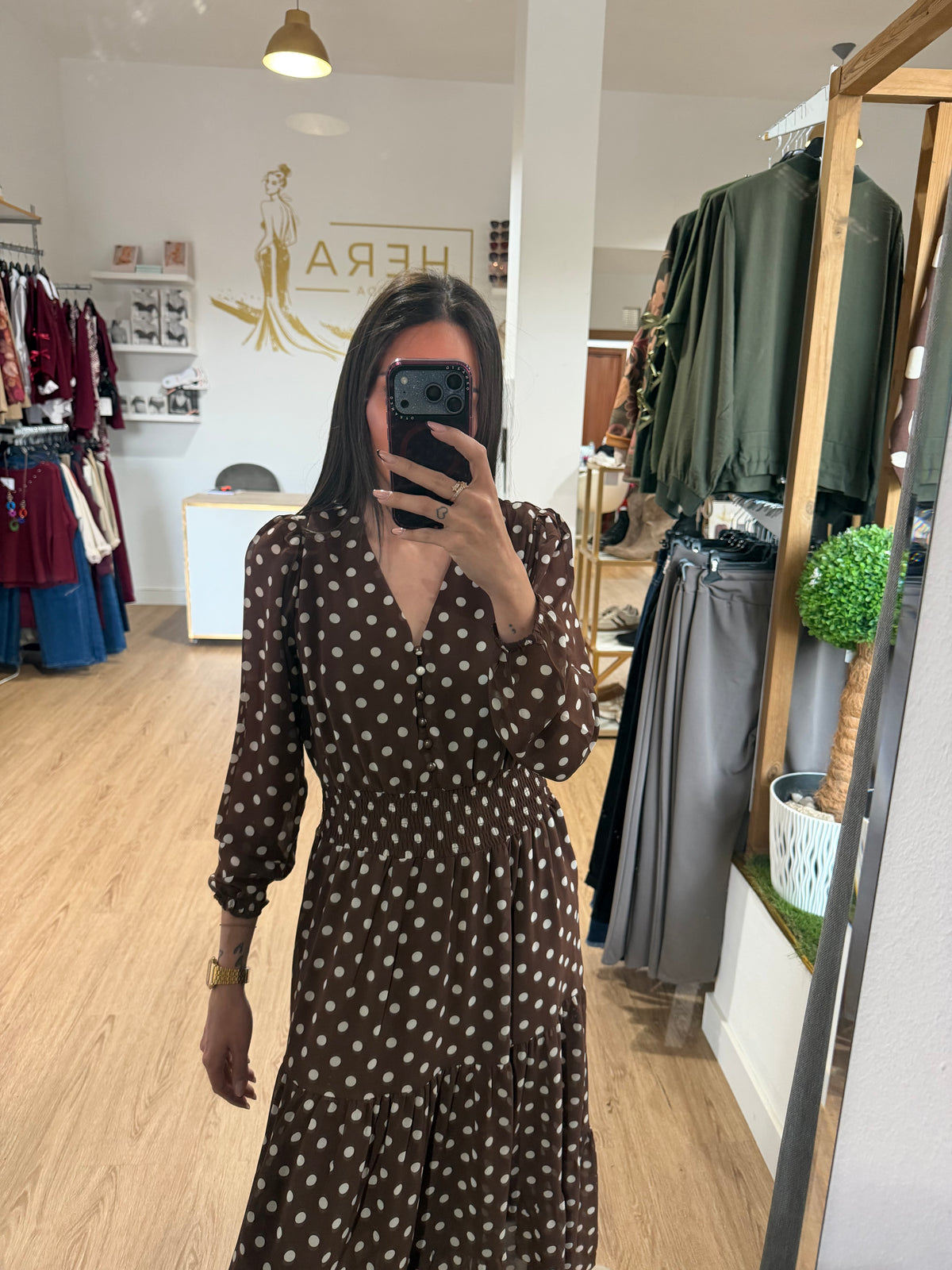 Vestido Midi Lunares Con Cintura en Nido de Abeja y Escote en v
