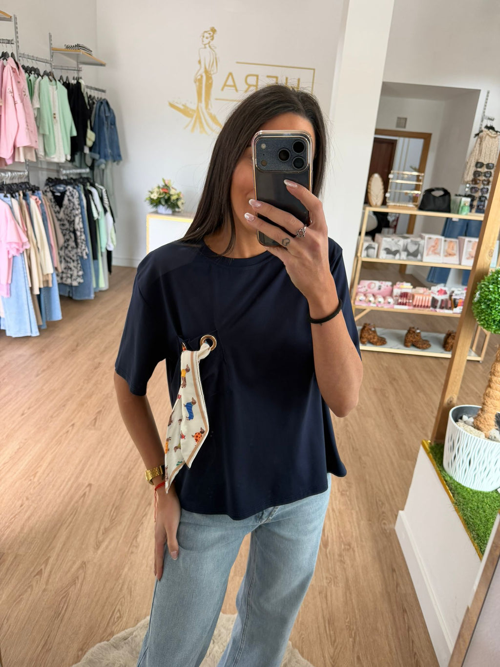Camiseta Crop de Algodón con detalle de Pañuelo en Bolsillo