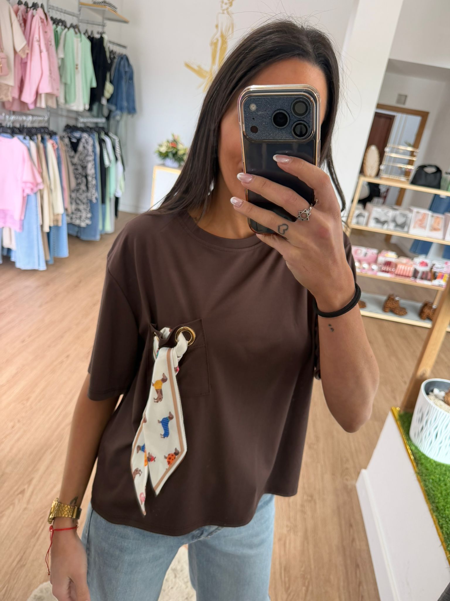 Camiseta Crop de Algodón con detalle de Pañuelo en Bolsillo