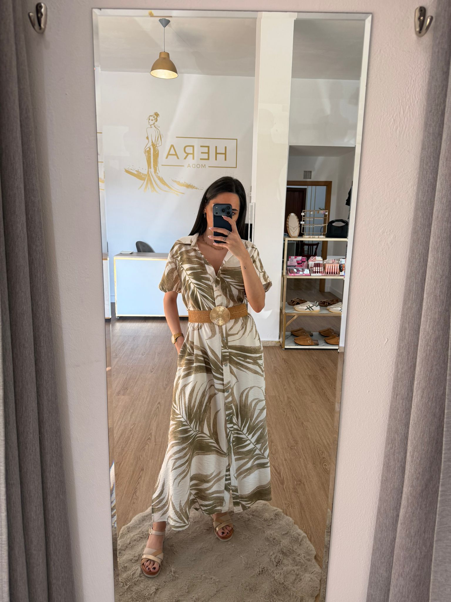 Vestido Camisero Largo Estampado Hojas Tropicales / Vestido Fluido Manga Corta