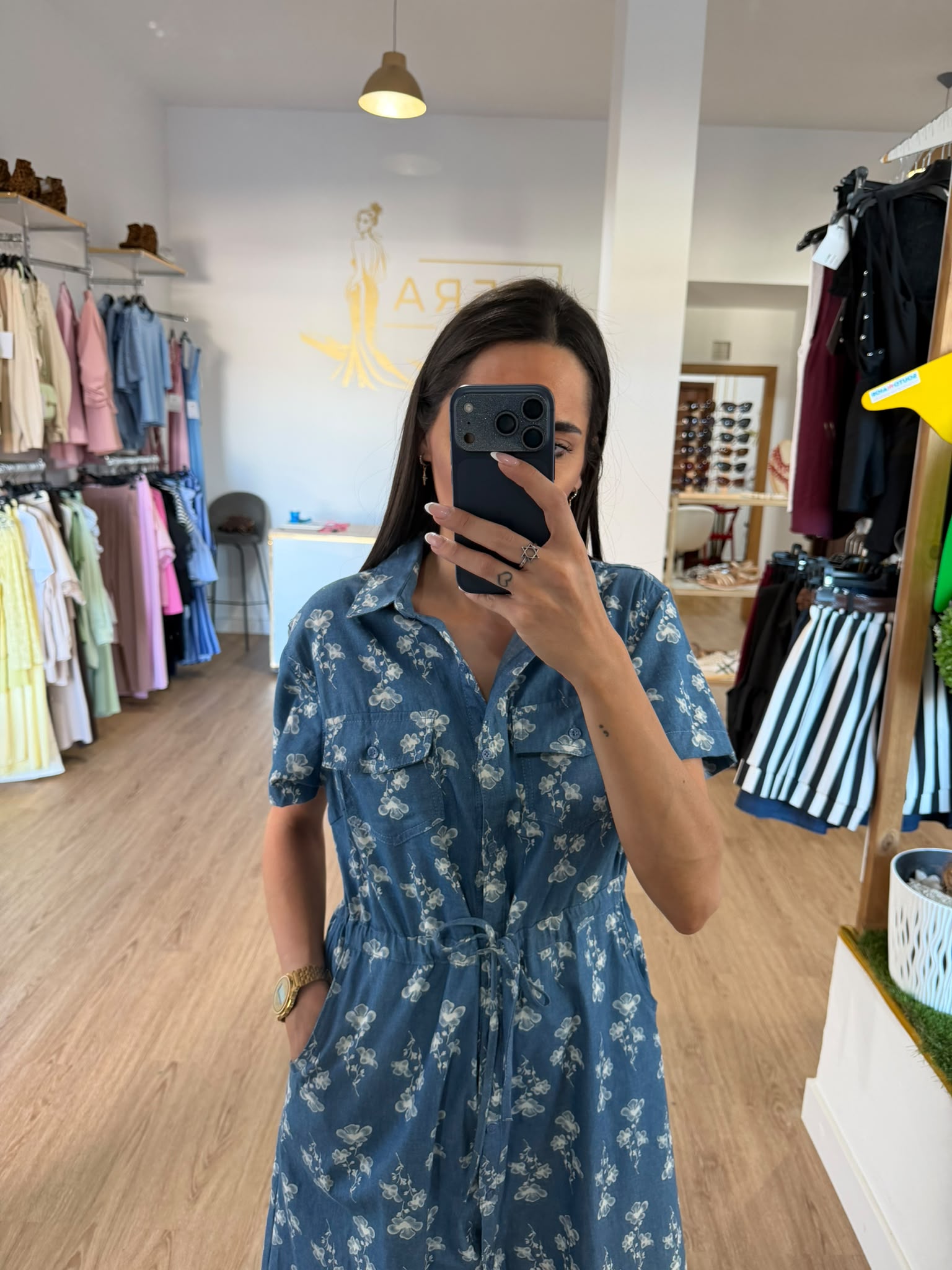 Vestido Camisero Denim Flores con Cintura Ajustable / Vestido Midi Floreado