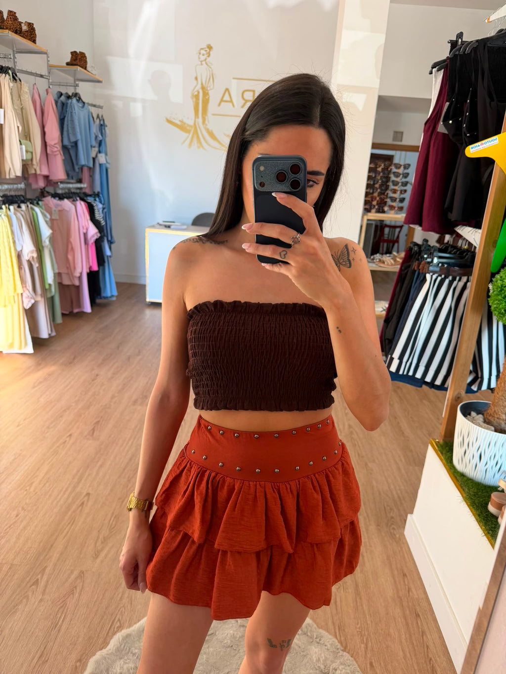Falda Pantalón Corta con Volantes y Tachuelas Cintura ancha Mujer