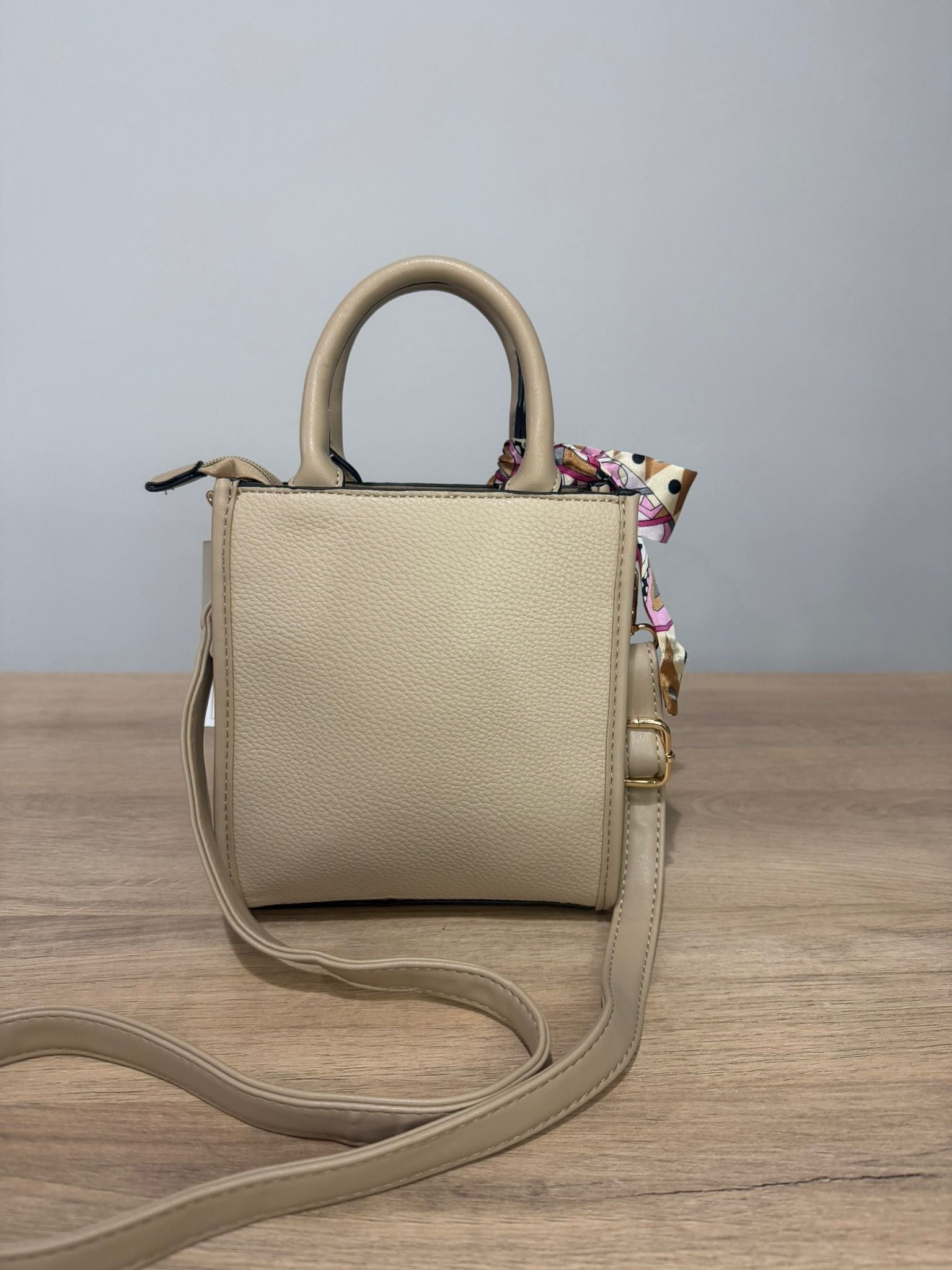 Bolso lazo- bolso tote mini con pañuelo decorativo