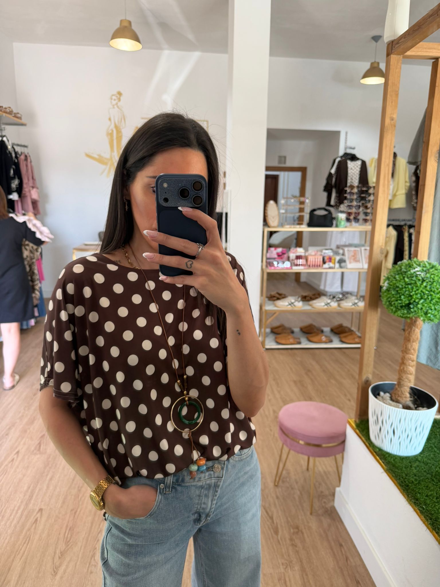 Camiseta Fluida de Lunares con Collar / Camiseta Oversize Manga Caída