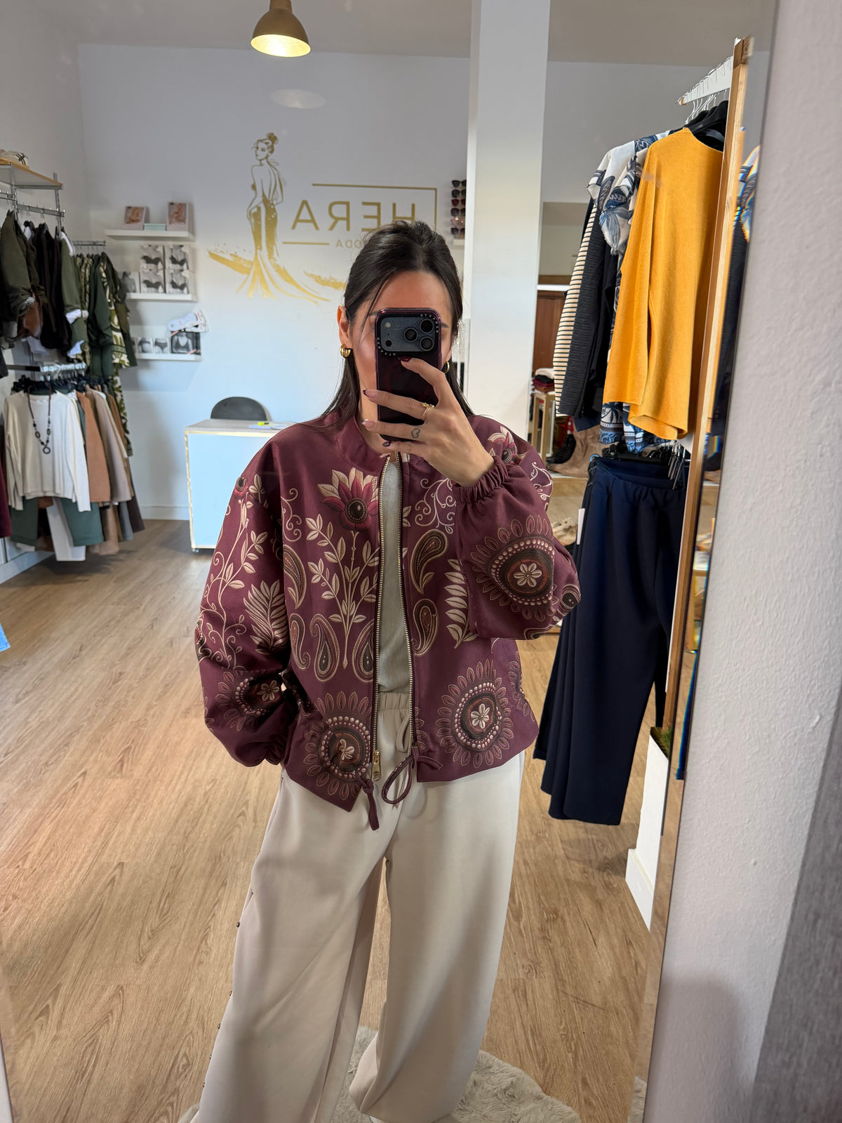 Chaqueta Bomber de Ante con Estampado Floral