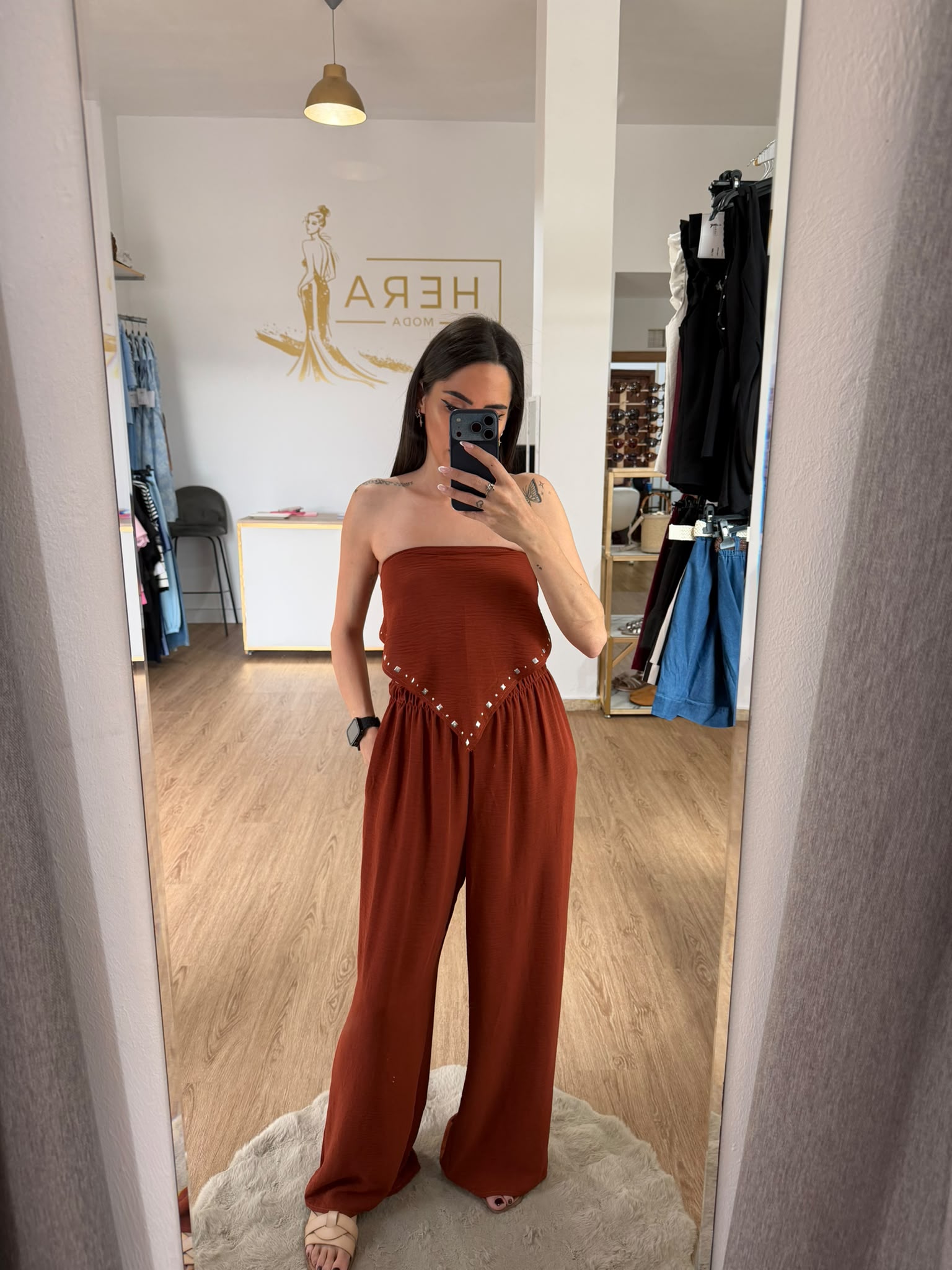 Conjunto Doz Piezas Top Pañuelo Tachuelas y Pantalón Palazzo / Set Fluido Palabra de Honor