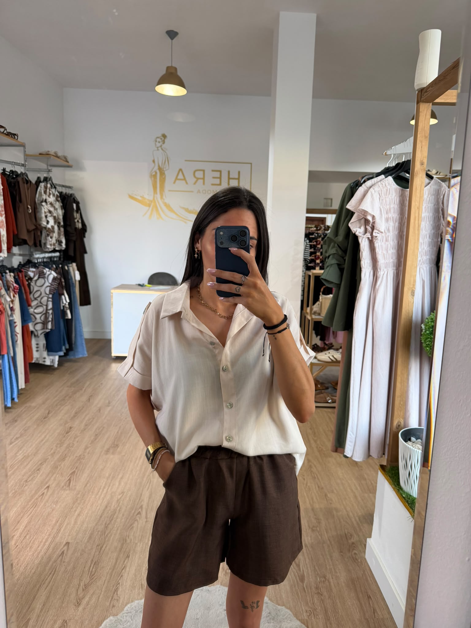 Camisa Fluida estilo militar con hombreras y manga corta / Blusa Safari verano