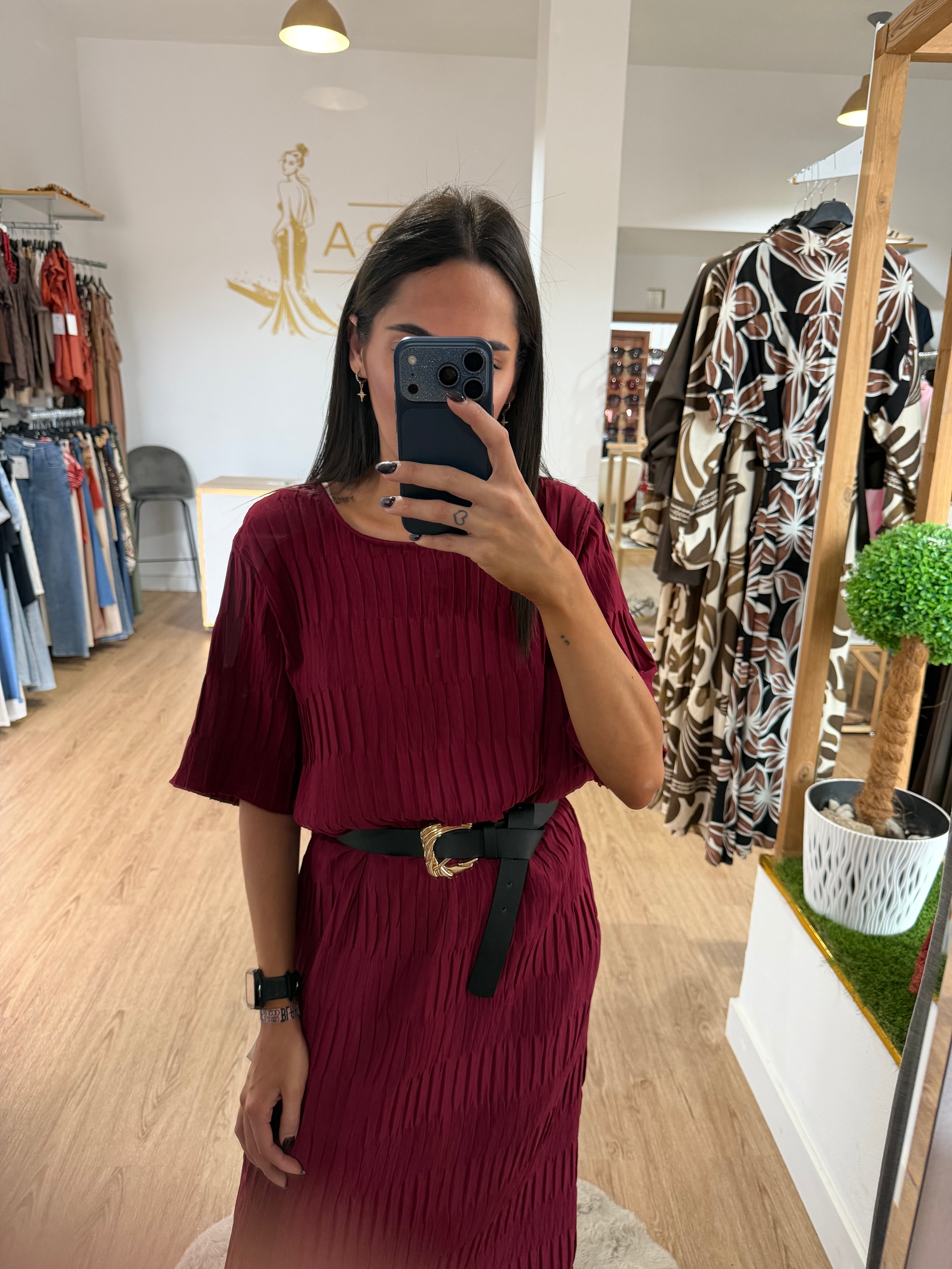 Vestido Midi Plisado con Cinturón / Vestido Fluido Manga Corta