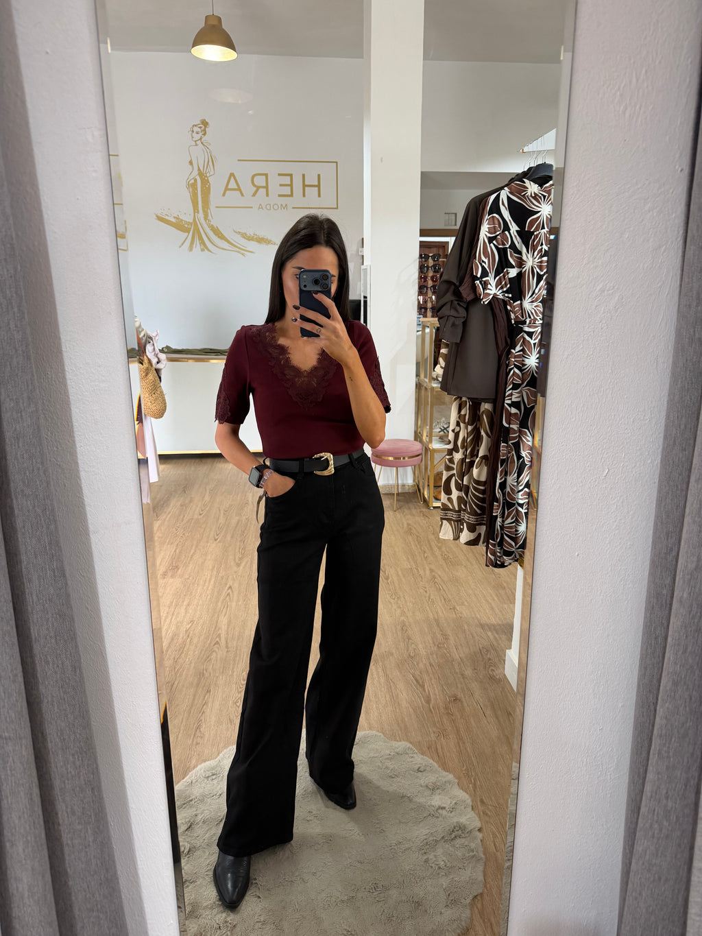 Pantalón jeans wide leg básico negro / Vaquero recto tiro alto