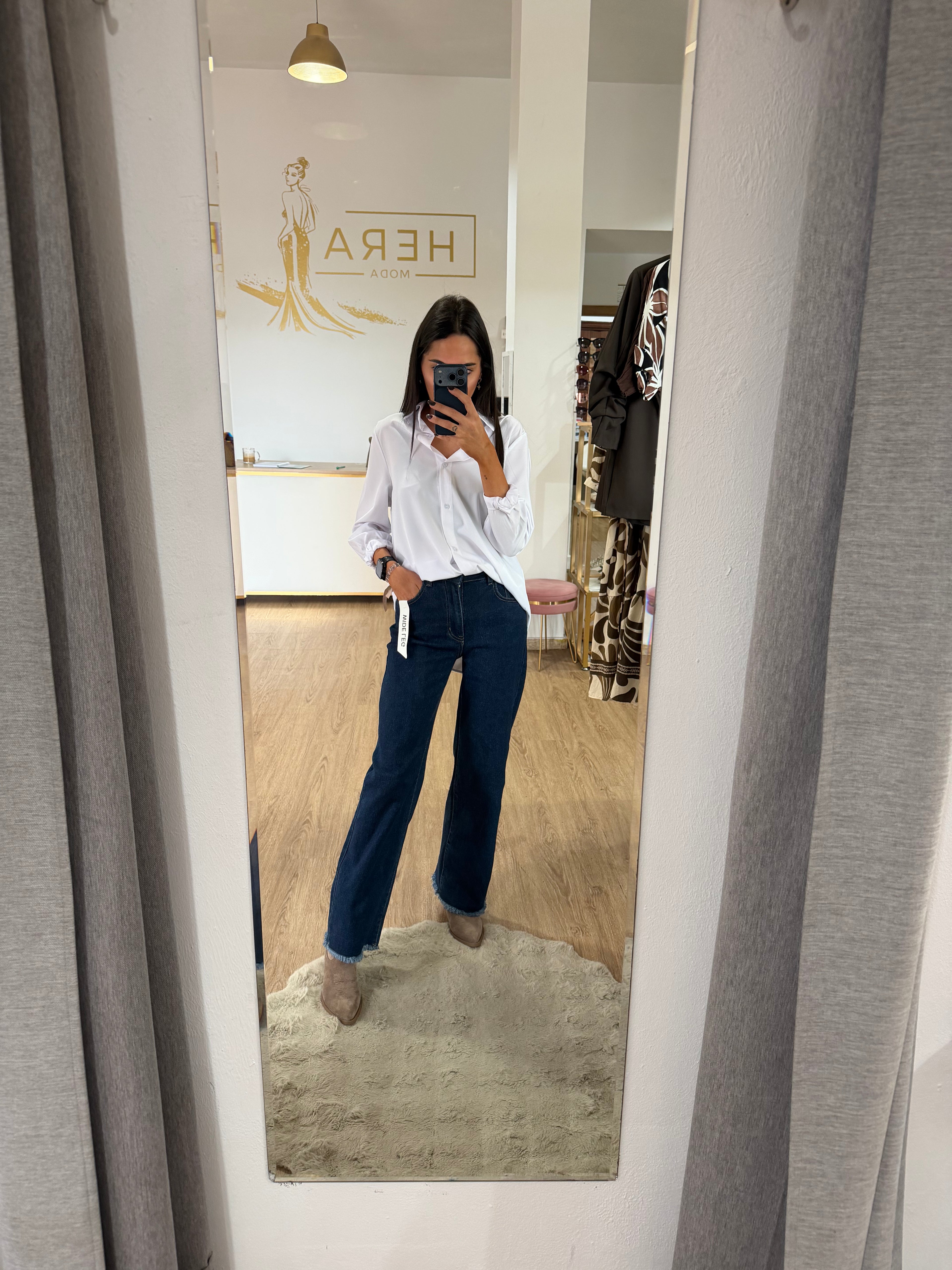 Pantalón Vaquero Desflecado / Jeans Tiro alto desflecado