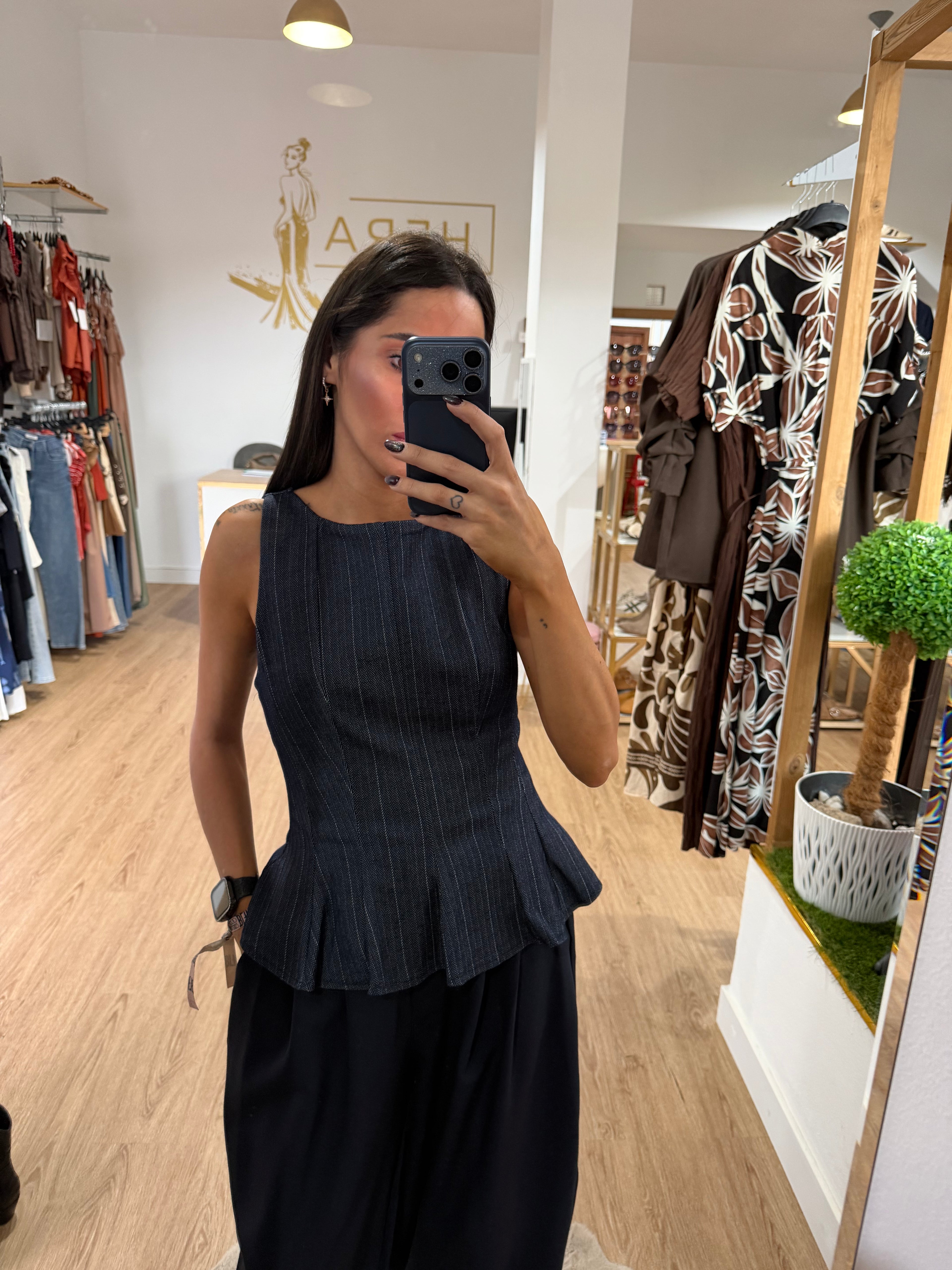 Top Peplum Raya Diplomática / Marrón y Marino