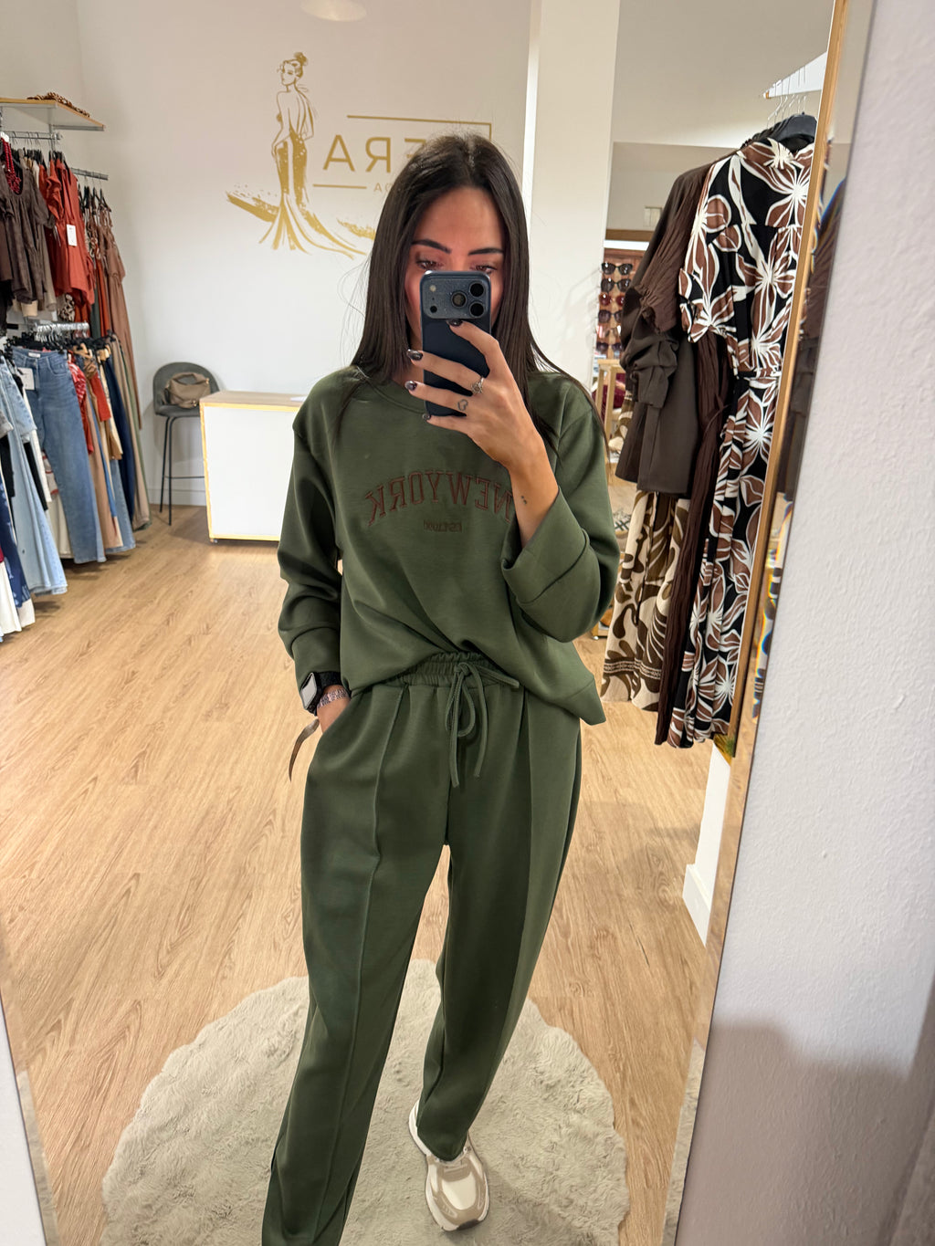 Pantalón Jogger con Costura central / Pantalón Deportivo Fluido Soft