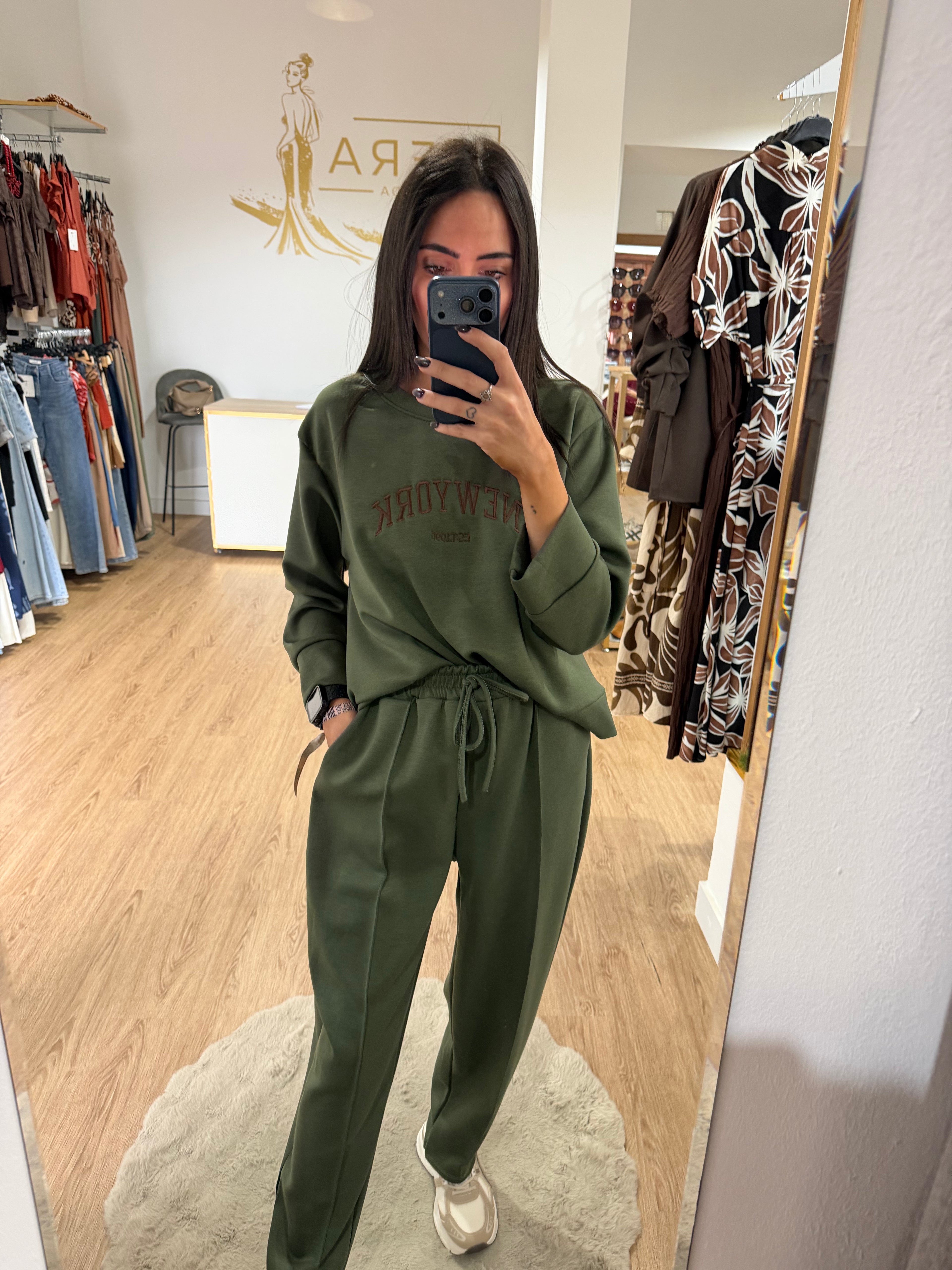 Pantalón Jogger con Costura central / Pantalón Deportivo Fluido Soft
