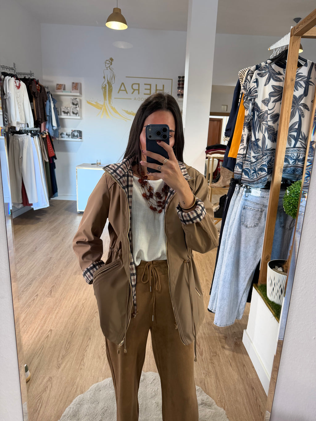 Parka Reversible con Capucha y Forro de Cuadros / Cazadora Impermeable Ajustable