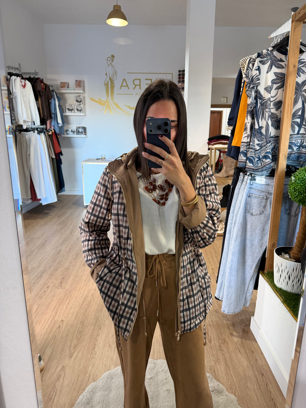 Parka Reversible con Capucha y Forro de Cuadros / Cazadora Impermeable Ajustable