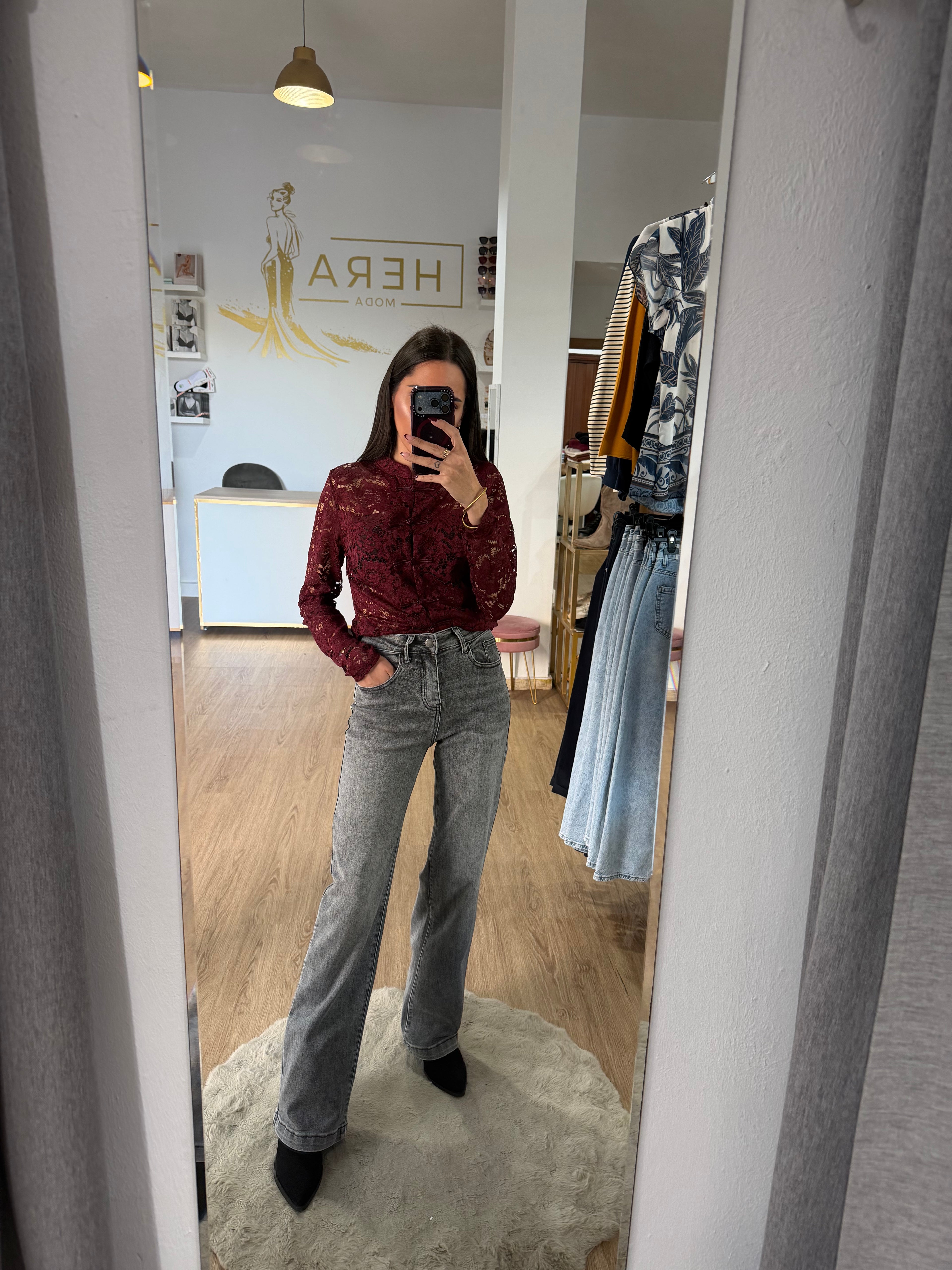 Pantalón Vaquero Straight / Recto gris lavado / Jeans tiro alto