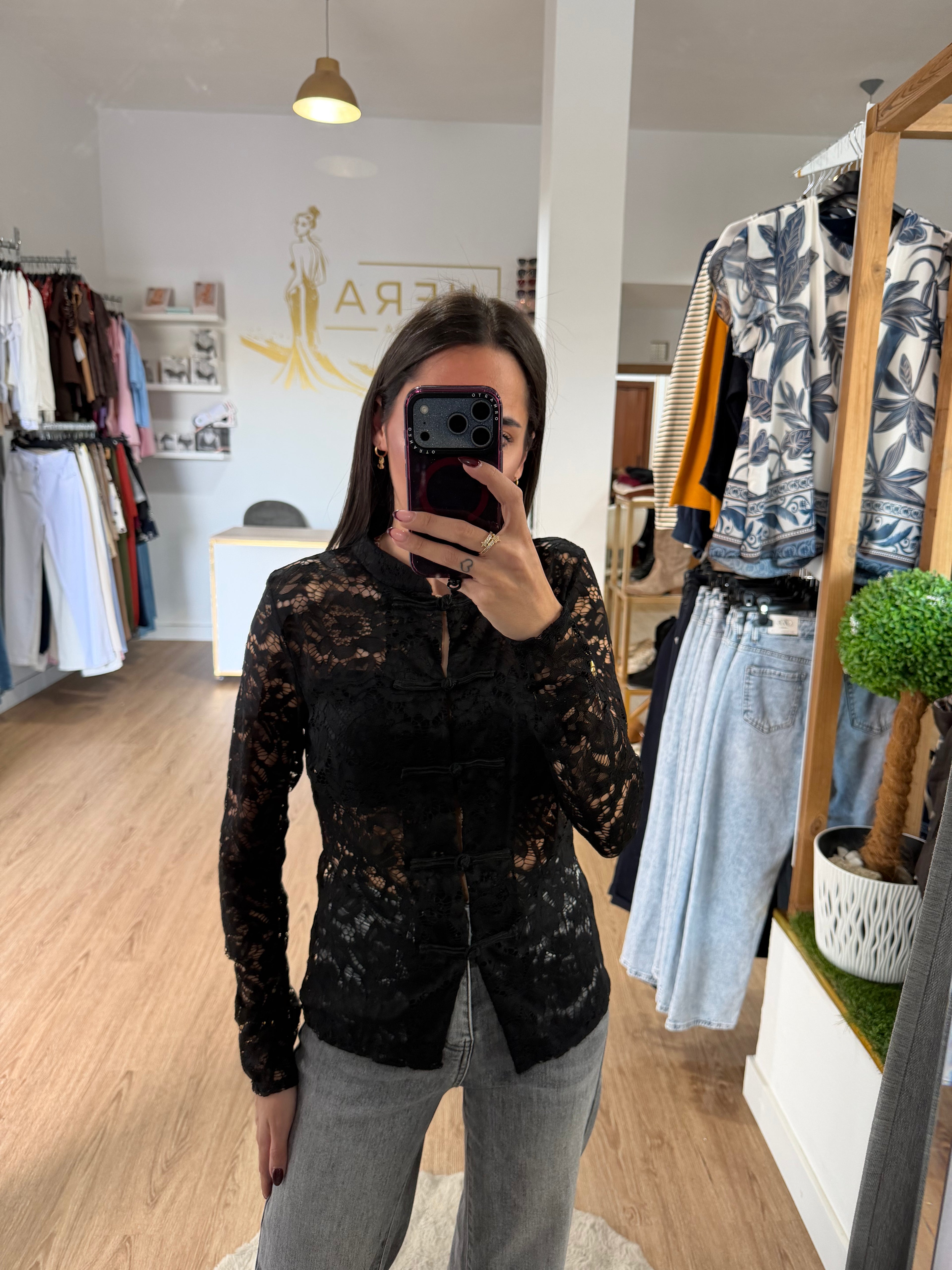 Blusa Encaje con Cuello Mao y Botones / Top Romántico burdeos