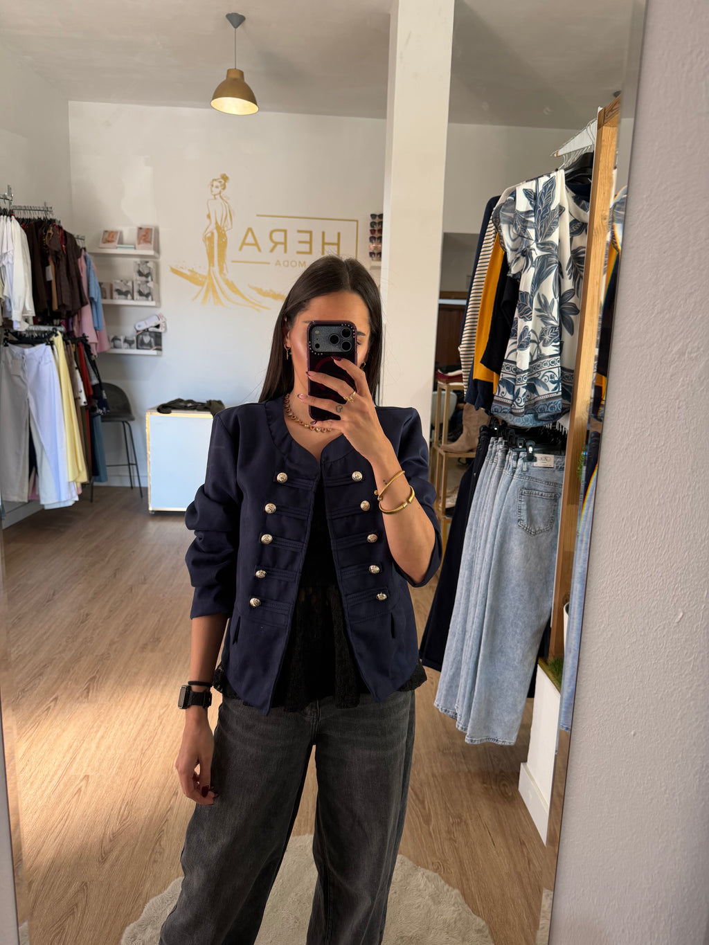 Chaqueta Estilo Militar con Botones Dorados / Blazer corta tacto Antelina