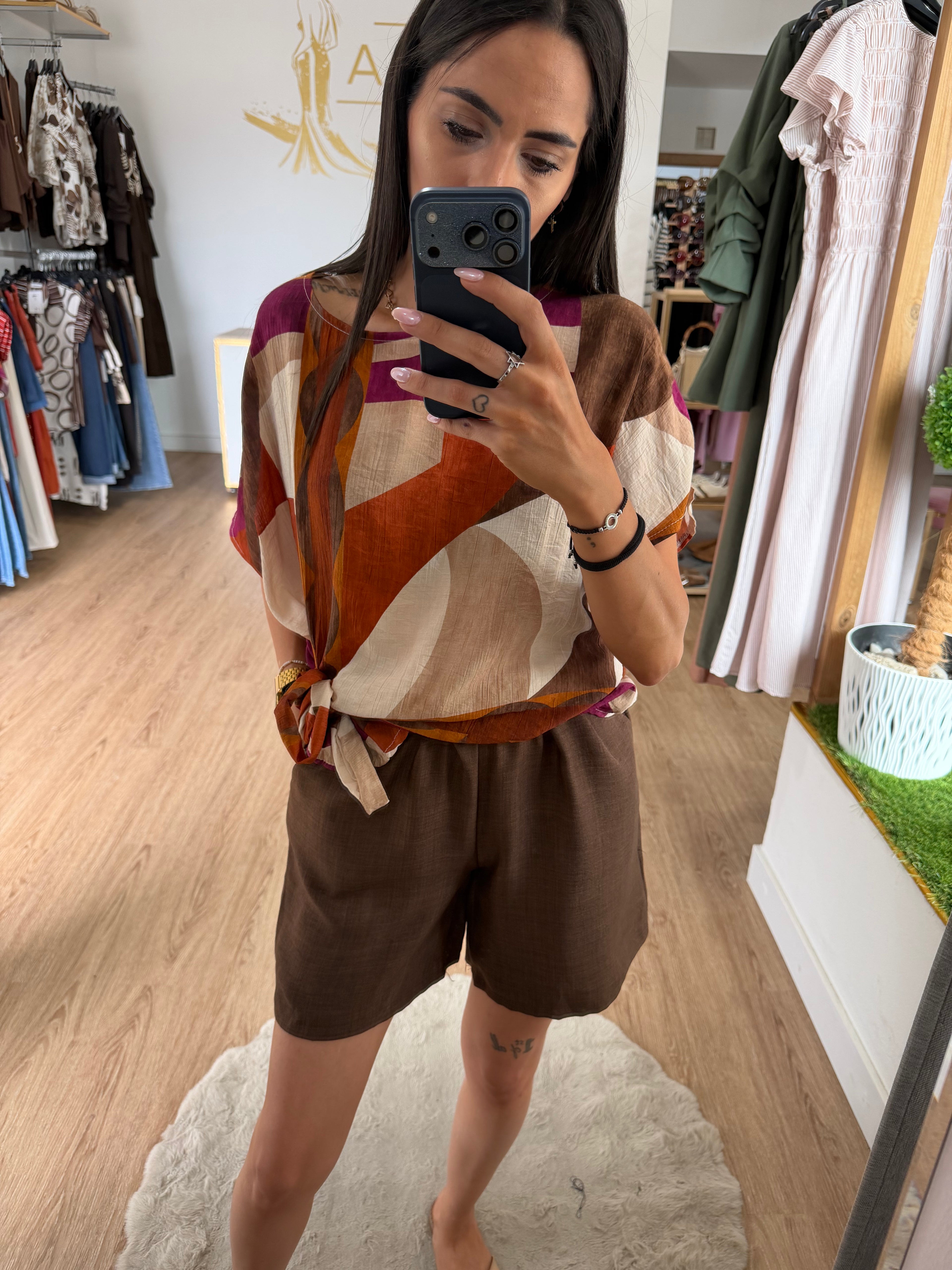 Short fluido de lino con cintura elástica y bolsillos / Pantalón corto verano