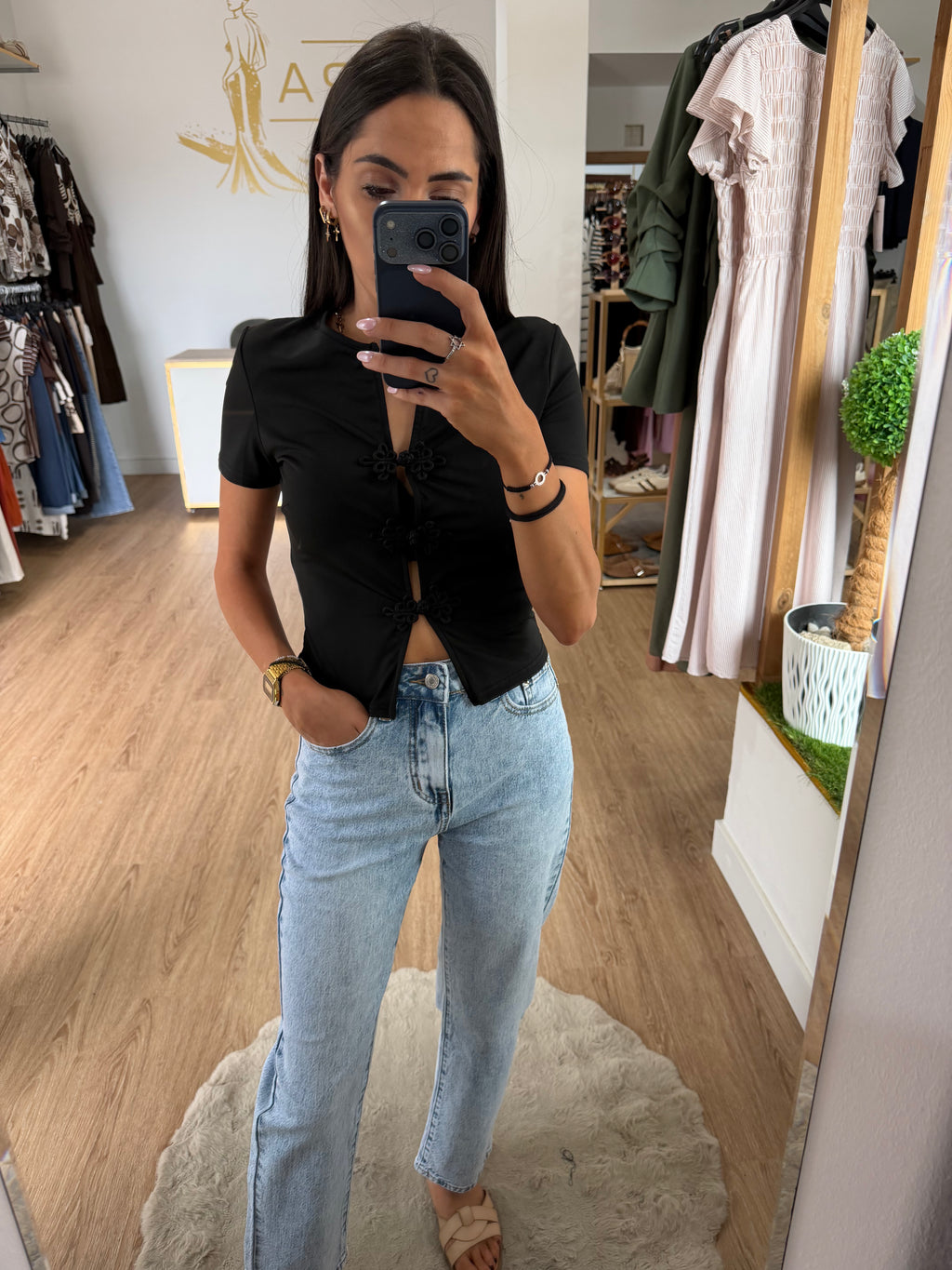 Pantalón jeans recto tiro alto lavado claro / Vaquero mom fit recto
