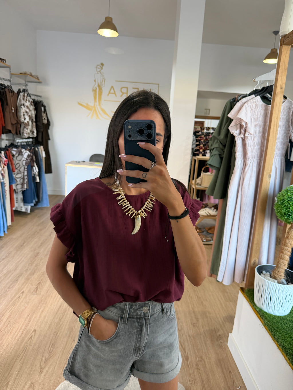 Blusa Fluida con manga de volante / Top fresco de bambula básico elegante