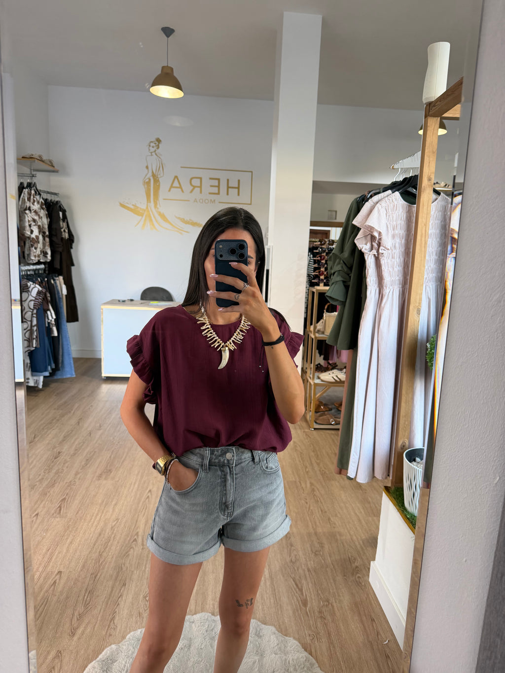 Blusa Fluida con manga de volante / Top fresco de bambula básico elegante