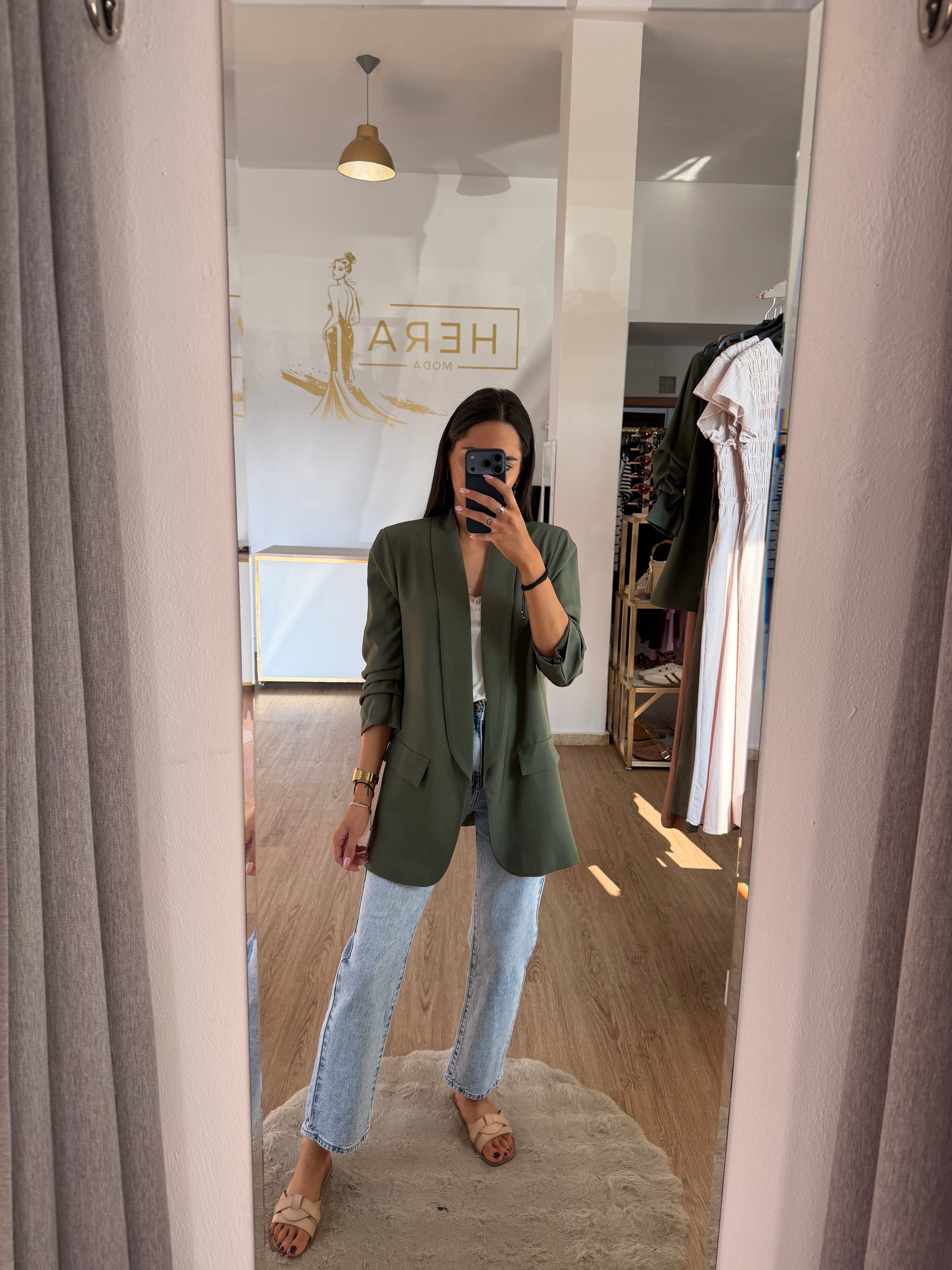 Blazer Fluida de manga Fruncida y Solapa - Disponible en varios colores