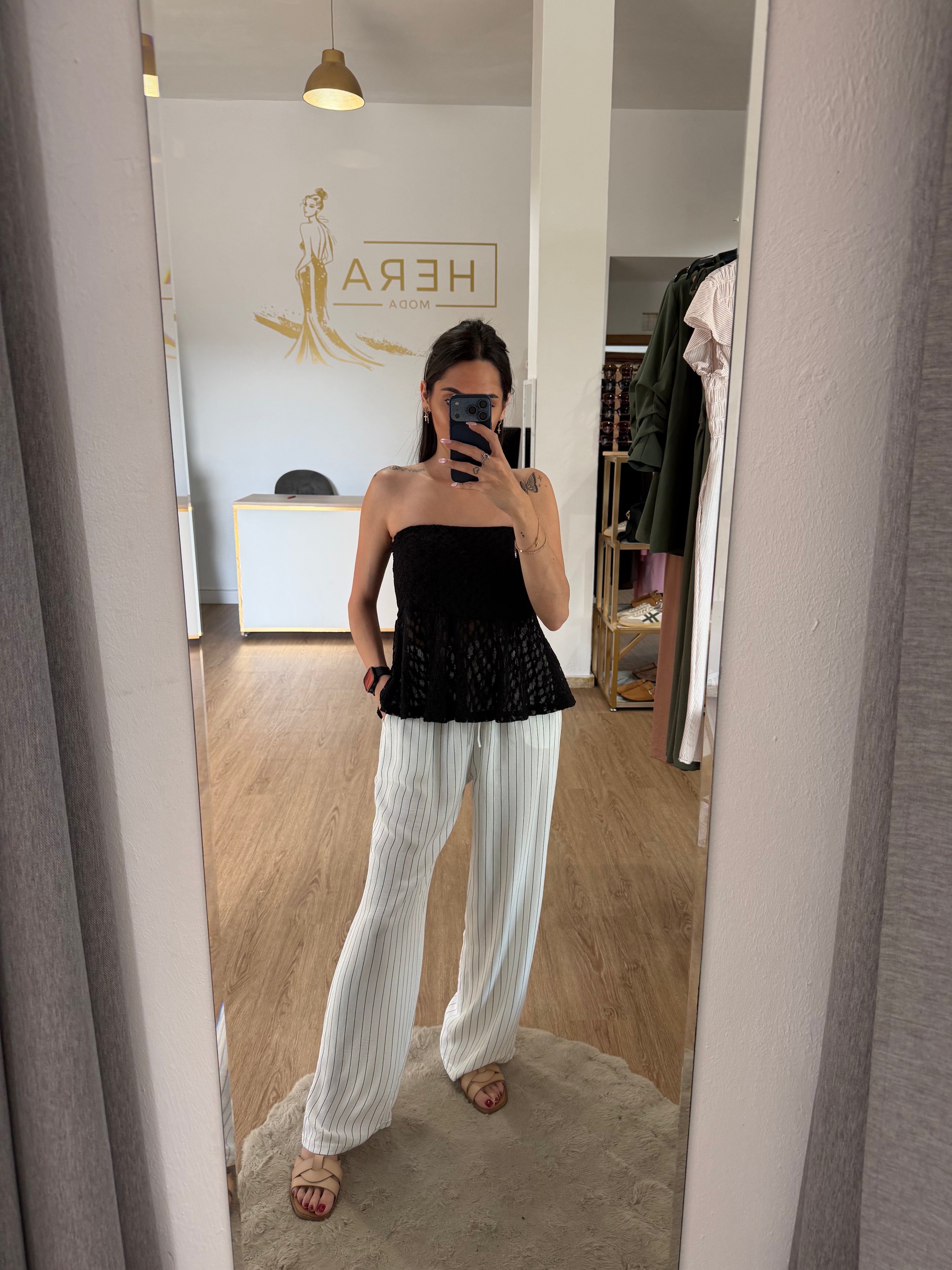 Pantalón fluido raya diplomática