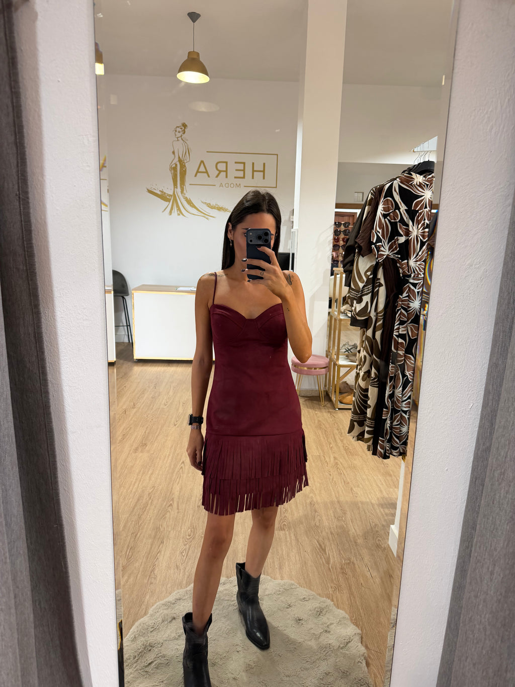Vestido de ante con flecos en el bajo / Vestido corto Teja y Burdeos