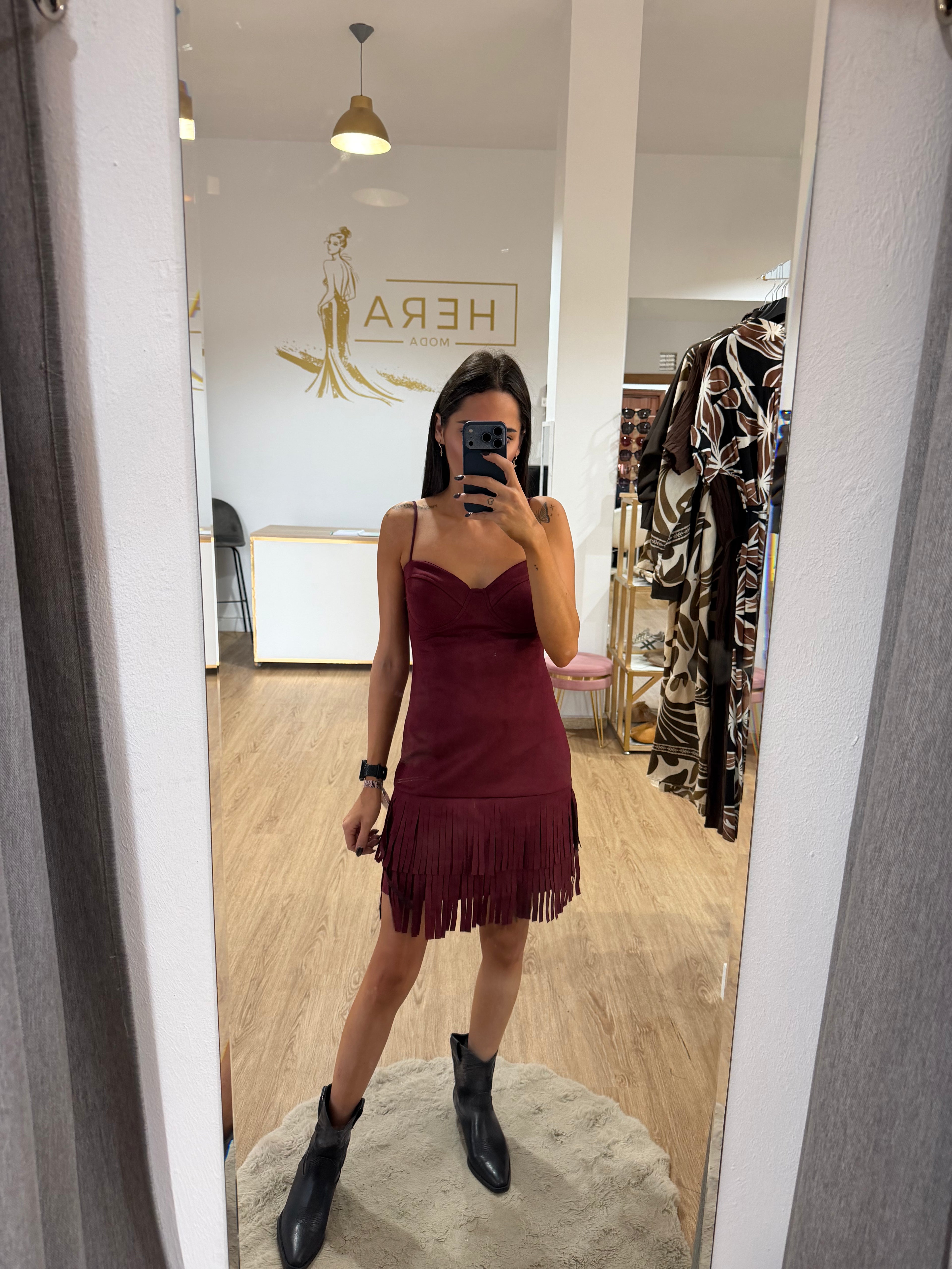 Vestido de ante con flecos en el bajo / Vestido corto Teja y Burdeos