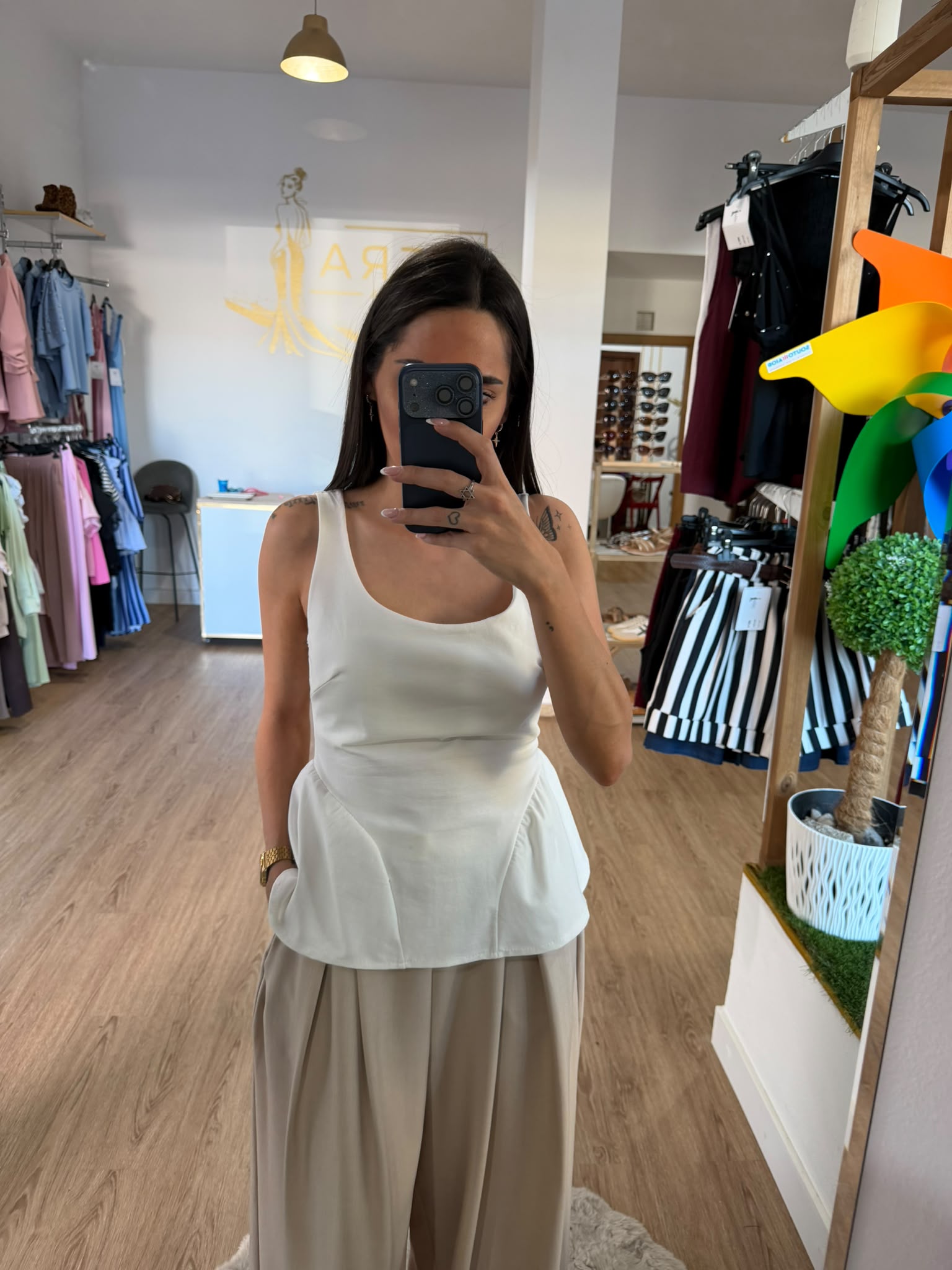 Top Corset Péplum de Tirantes / Cuerpo Estructurado con Volantes Laterales