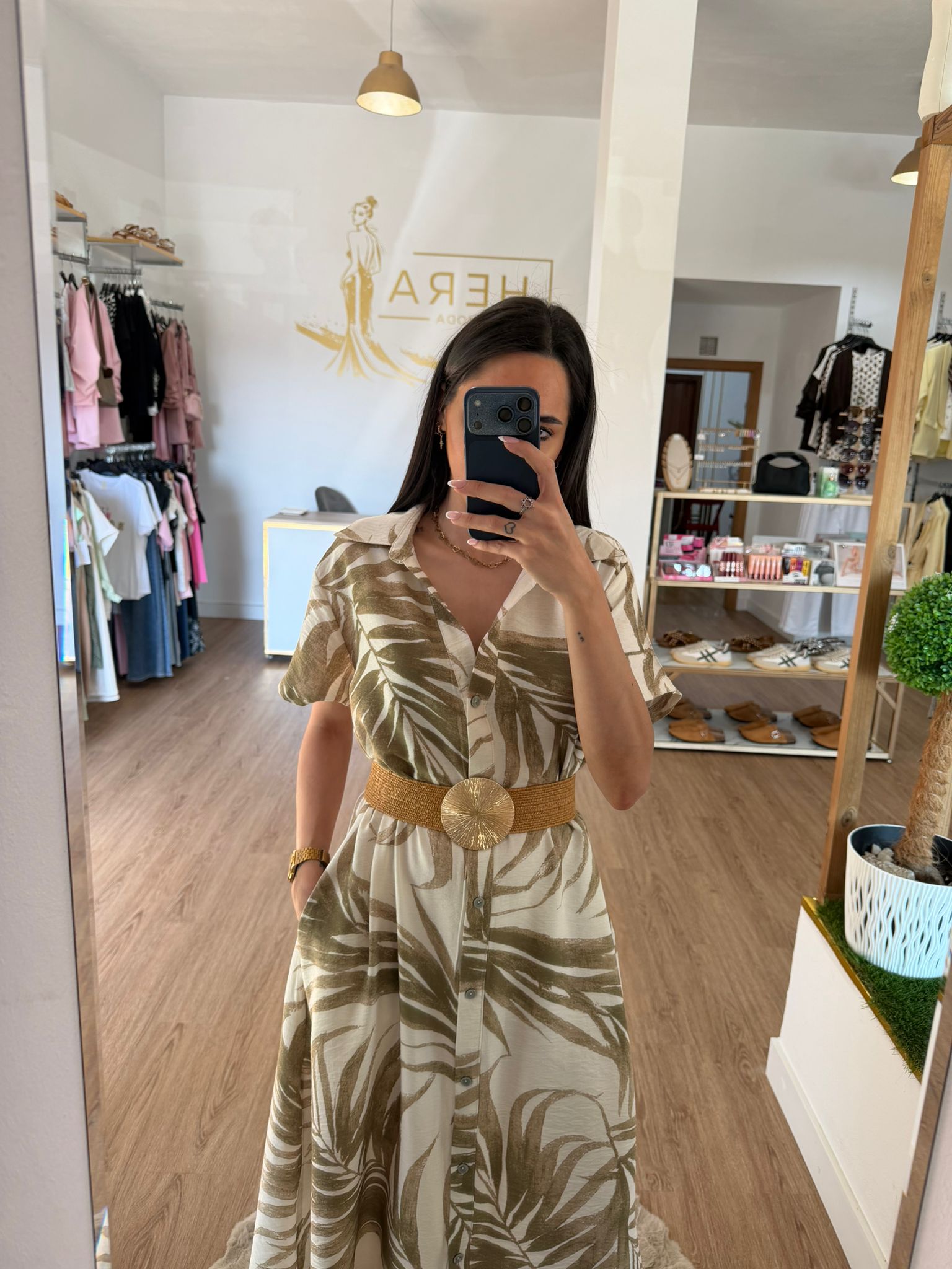 Vestido Camisero Largo Estampado Hojas Tropicales / Vestido Fluido Manga Corta