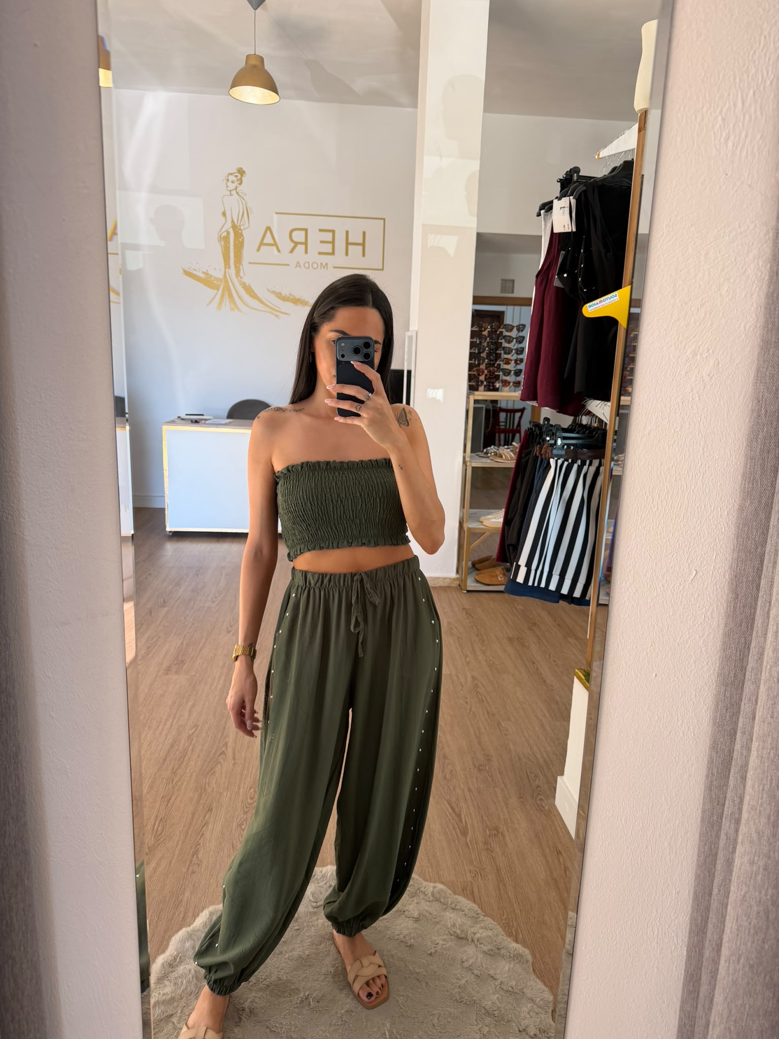 Pantalón Bombacho Fluido con Tachuelas / Pantalón de Cintura Elástica y Puño