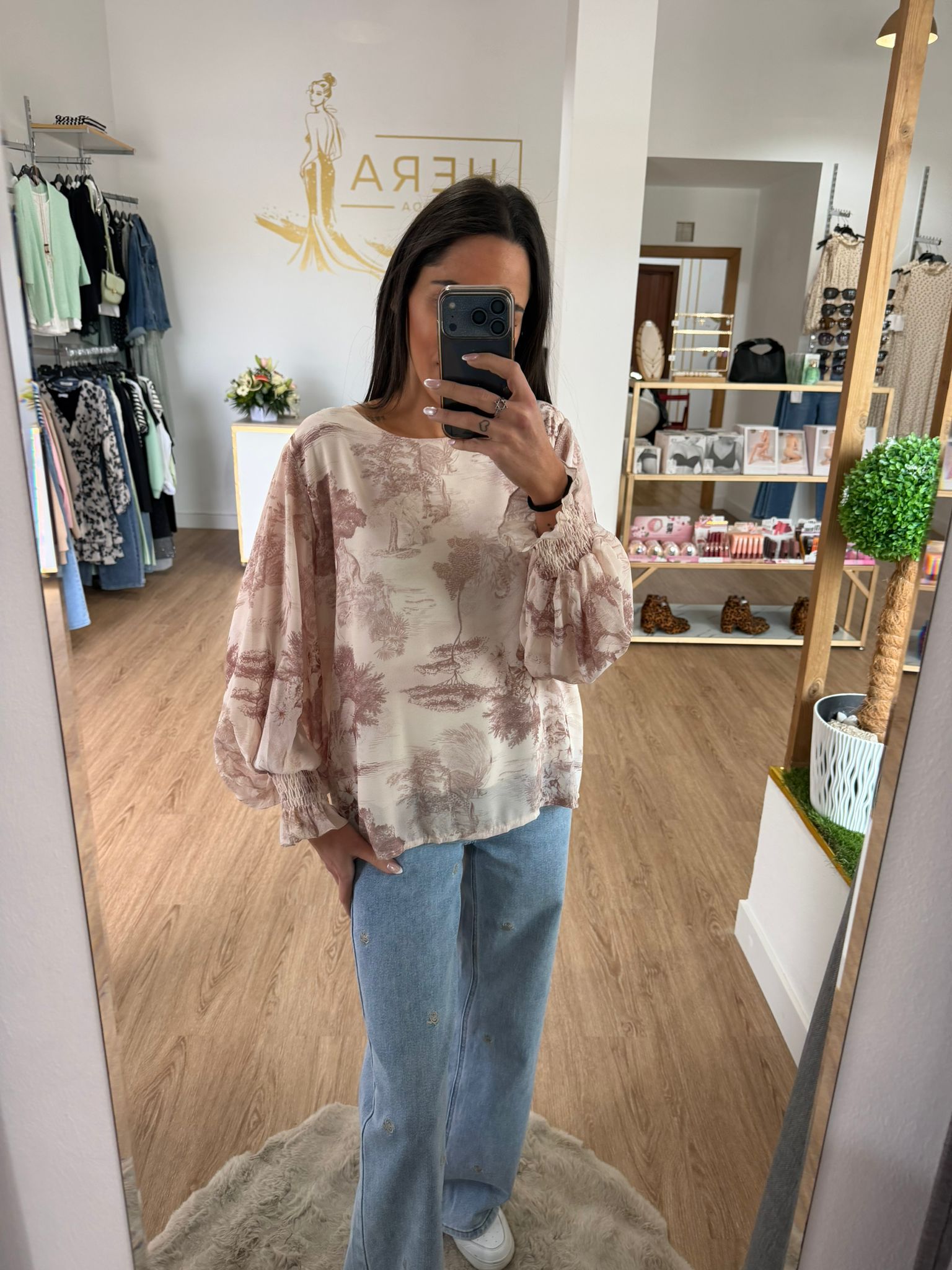 Blusa Fluida con Estampado y Mangas Abullonadas - Estilo Romántico Francés