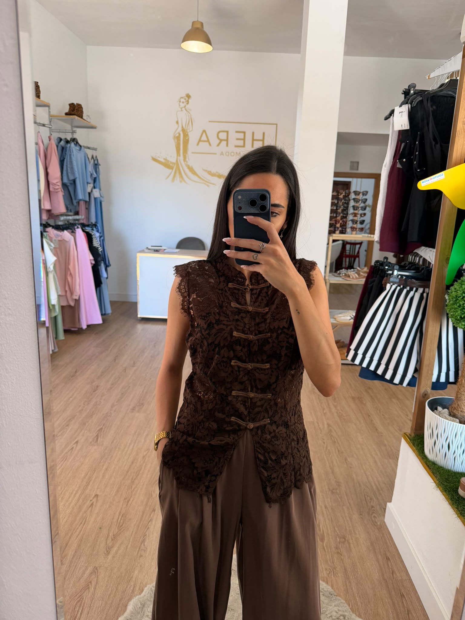 Top de Encaje Oriental con Botones / Chaleco Encaje con Cuello Mao
